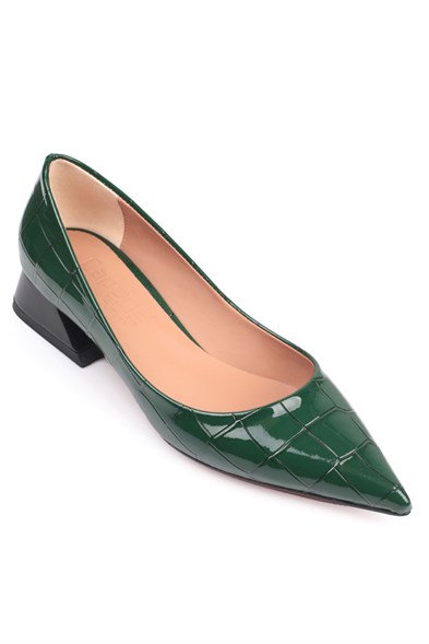 Capone Jessica Low Heel Women Dark Green Shoes | caponeoutfitters.com Capone Jessica Low Heel Women Dark Green Shoes | caponeoutfitters.com