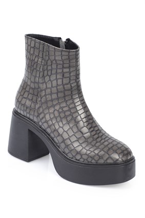 Capone Ankle Height Side Zipper Croco Pattern Matt Platform Heel Woman Boots