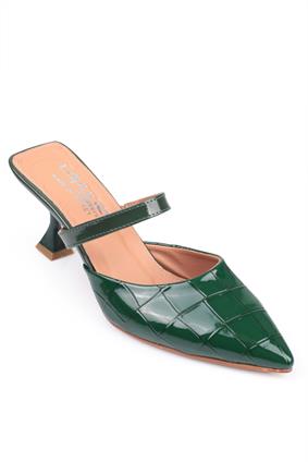 Capone Women Dark Green Sandals Caponeoutfitters Com