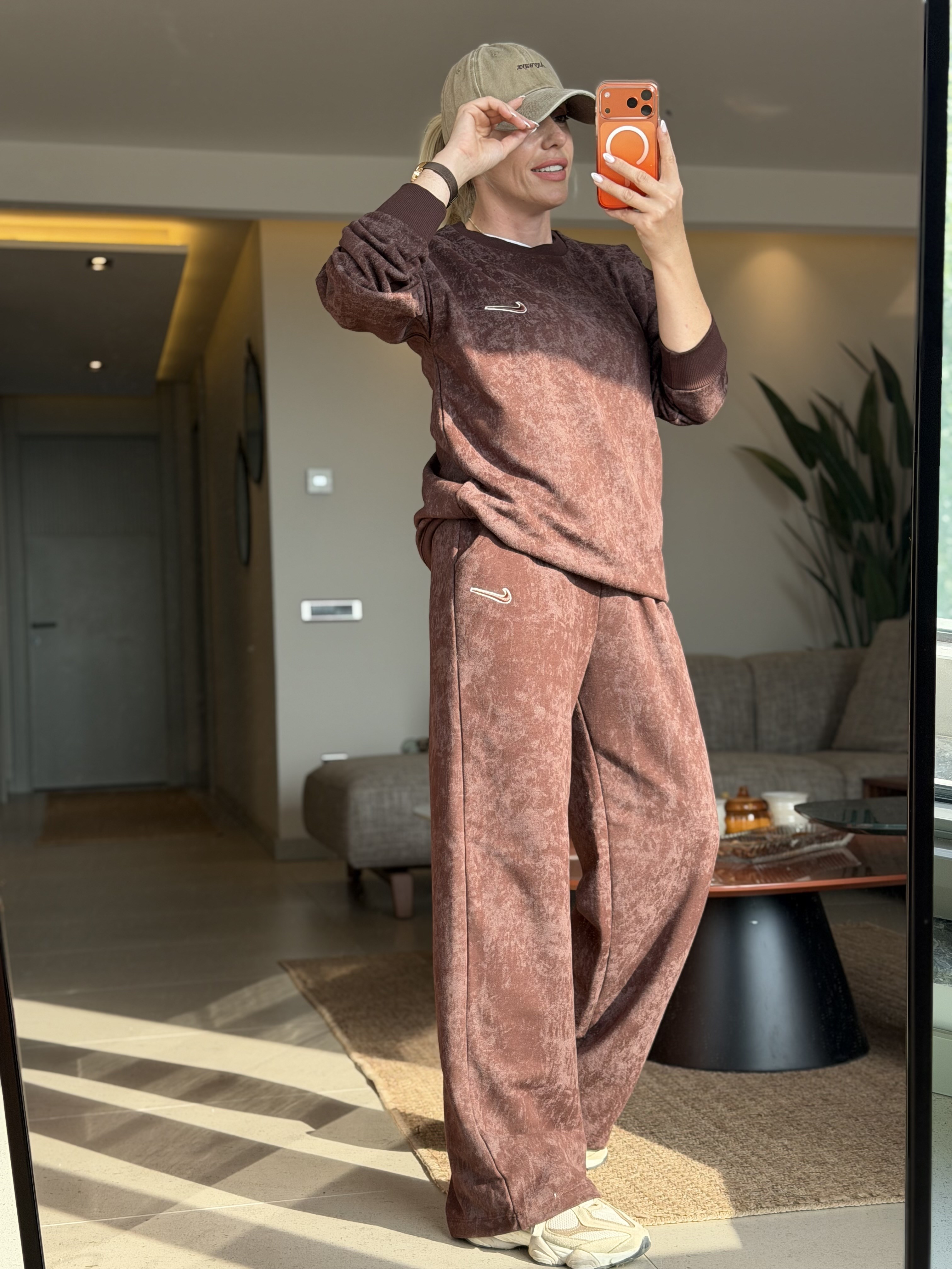 ACNE KAHVE EŞOFMAN TAKIMI