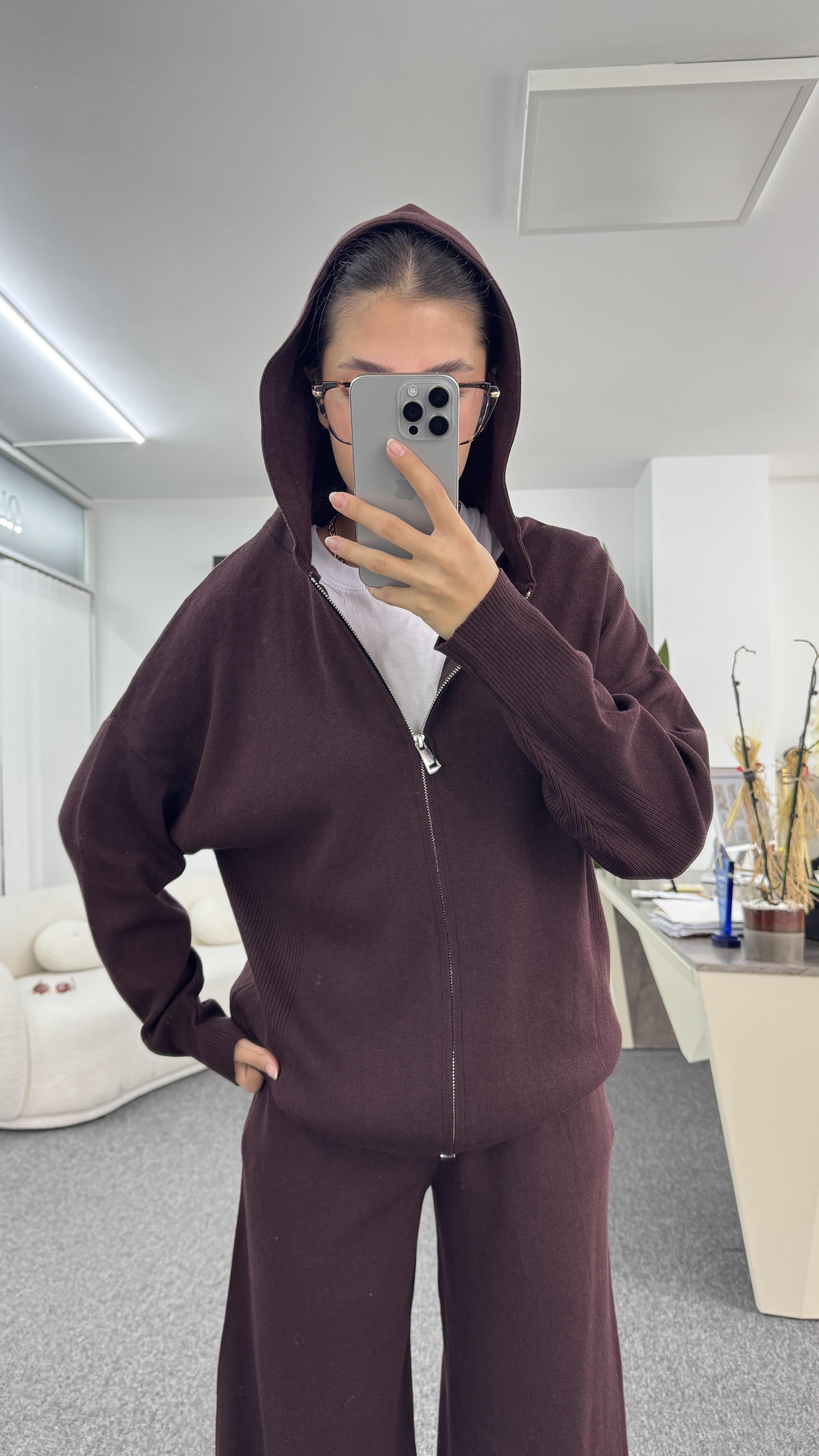 ADALİA BORDO TAKIM 