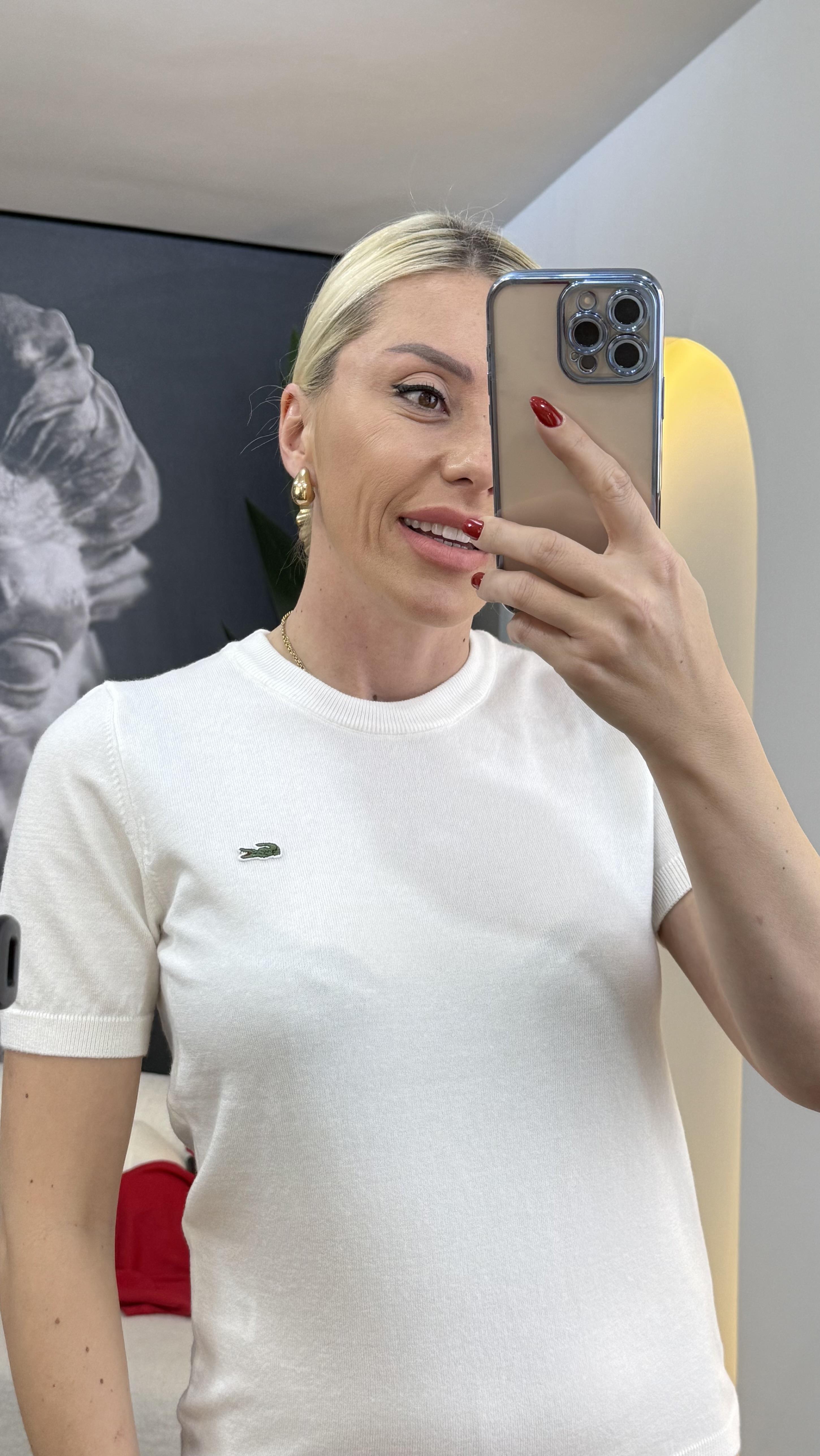 ARORA BEYAZ YUMUŞAK DOKU TSHIRT