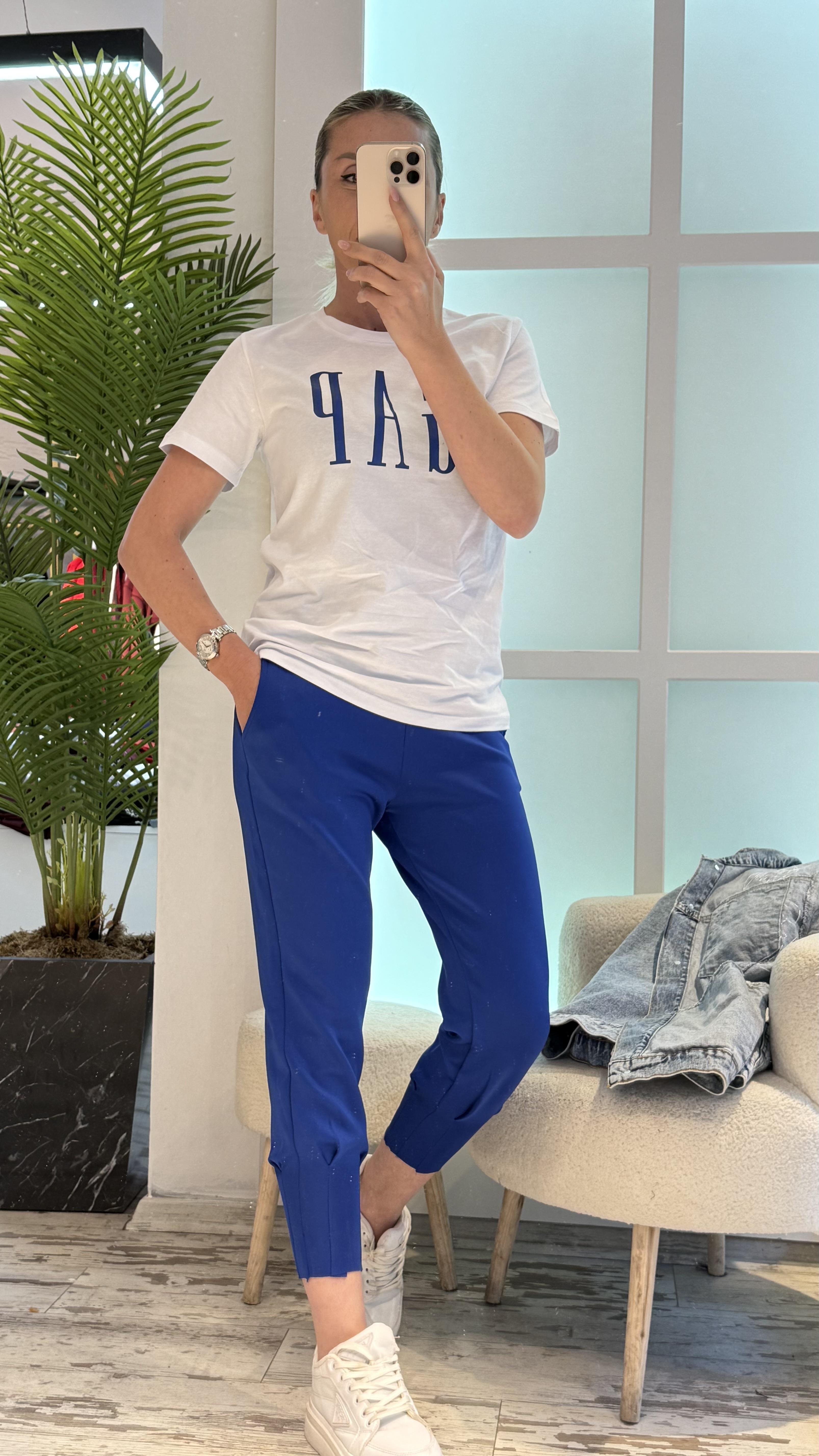 RİVEN ÖNÜ MAVİ YAZILI  TSHIRT