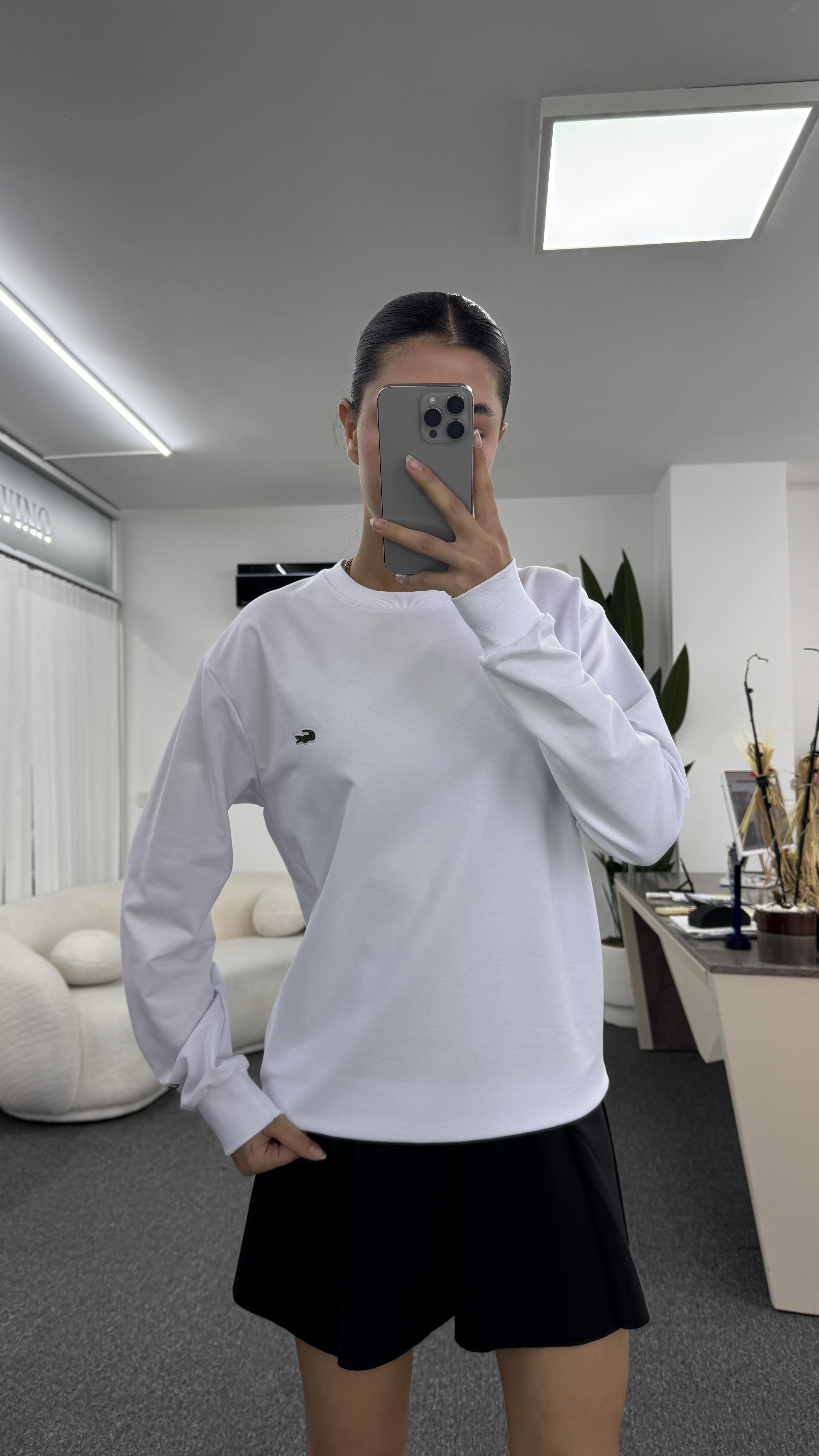 CARA BEYAZ SWEATSHIRT