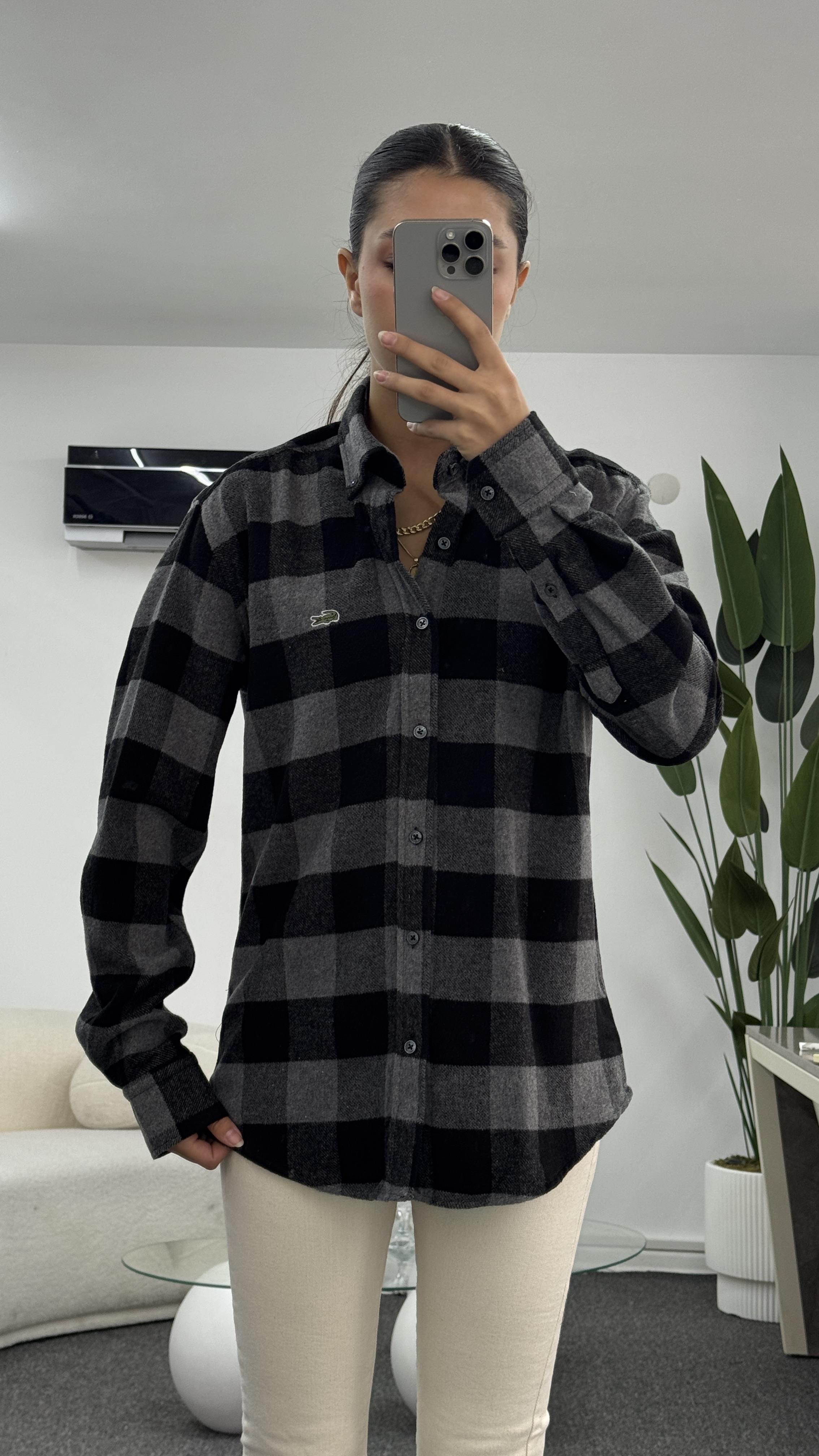 CARL ODUNCU SİYAH GÖMLEK