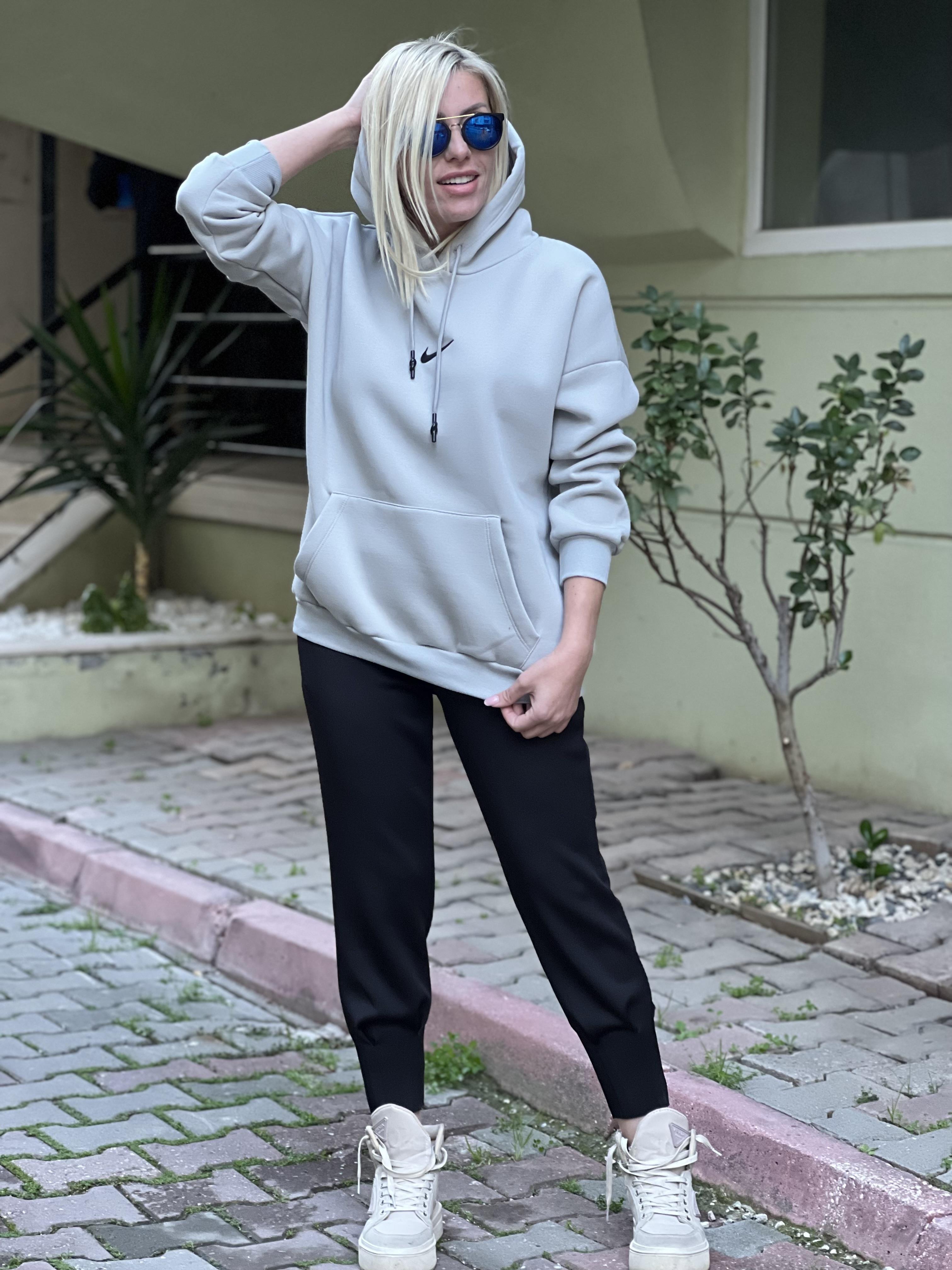 GRİ KAPŞONLU SWEAT