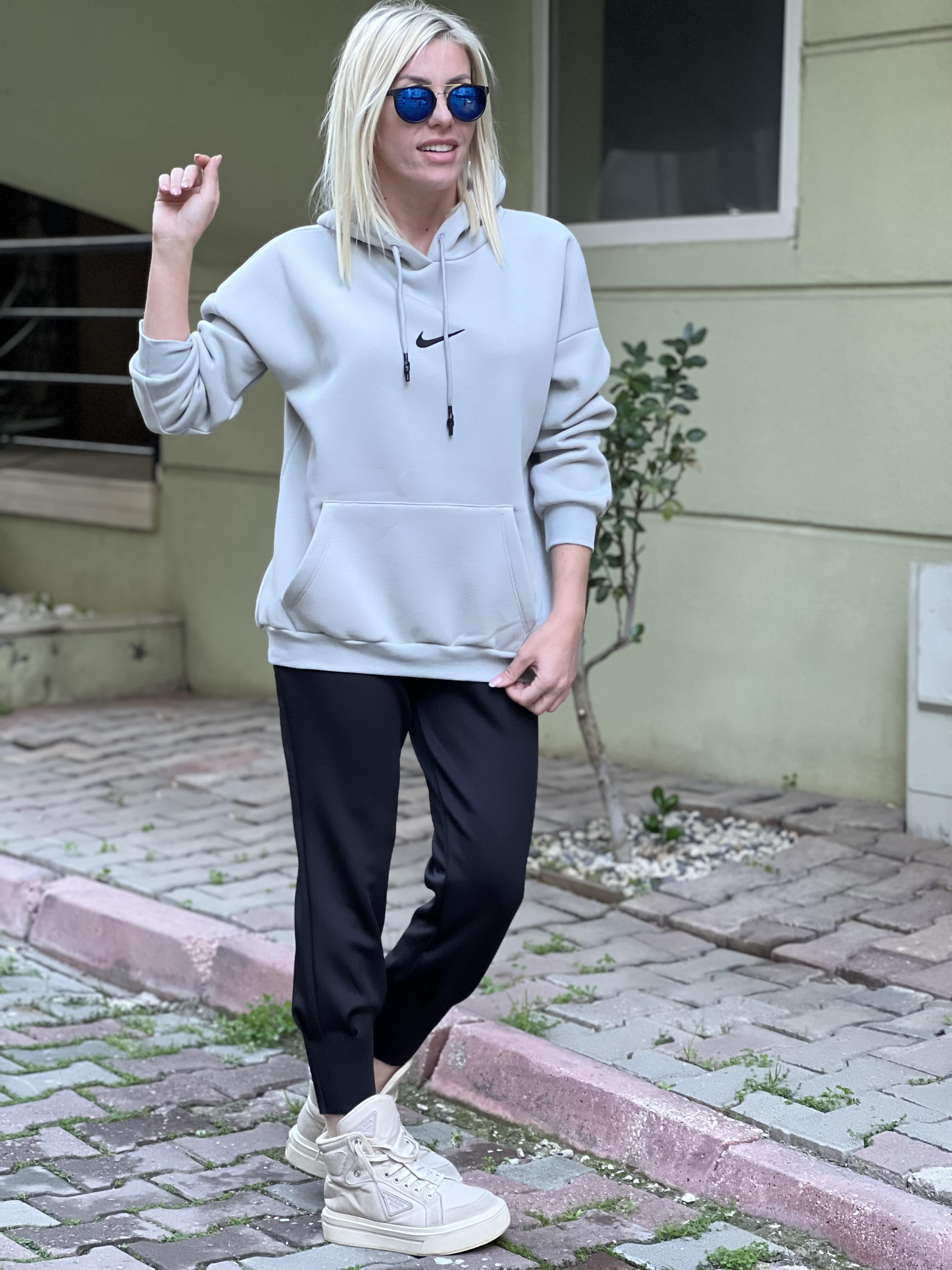 GRİ KAPŞONLU SWEAT