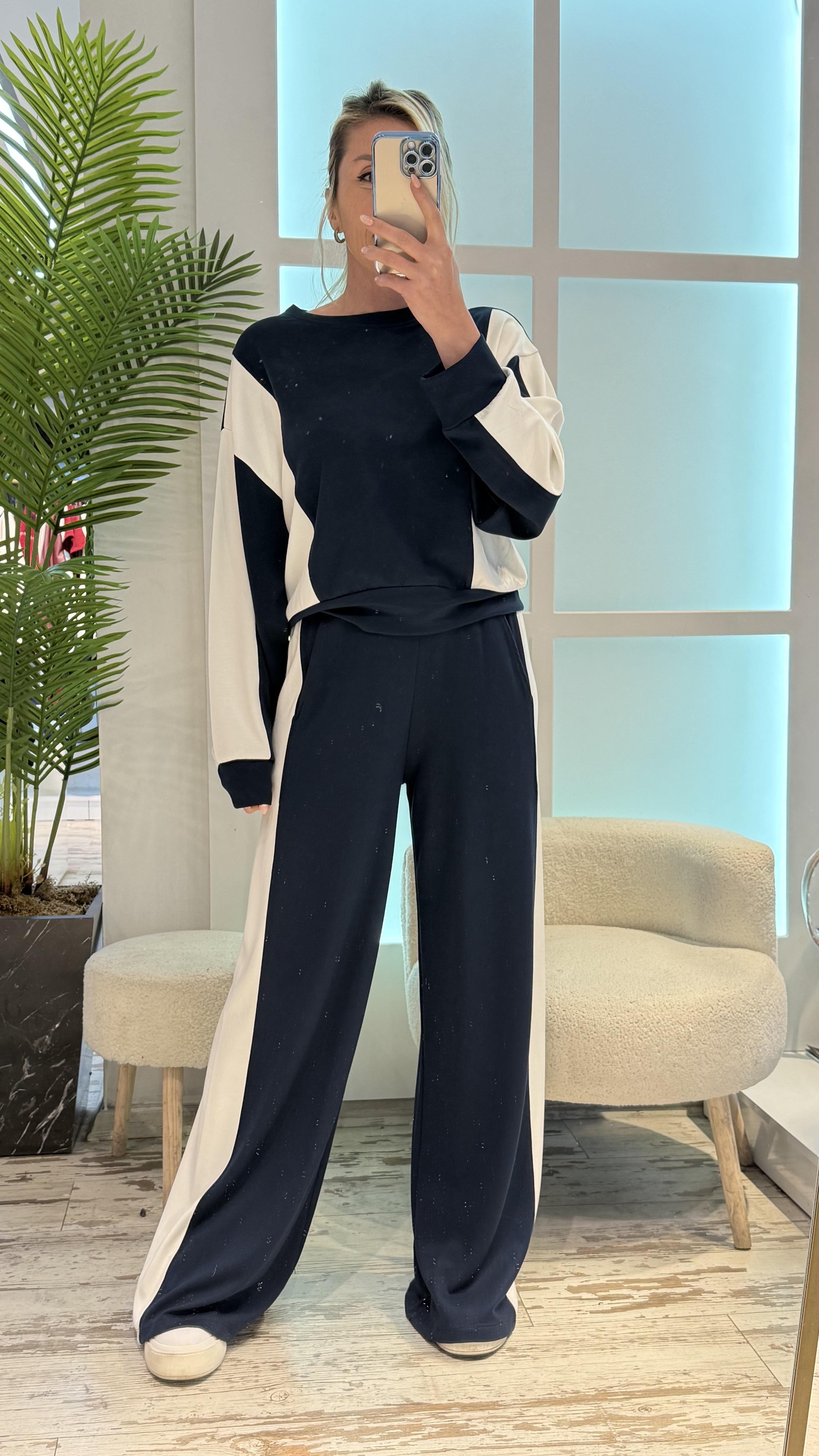 LACİVERT BEYAZ ŞERİTLİ TAKIM