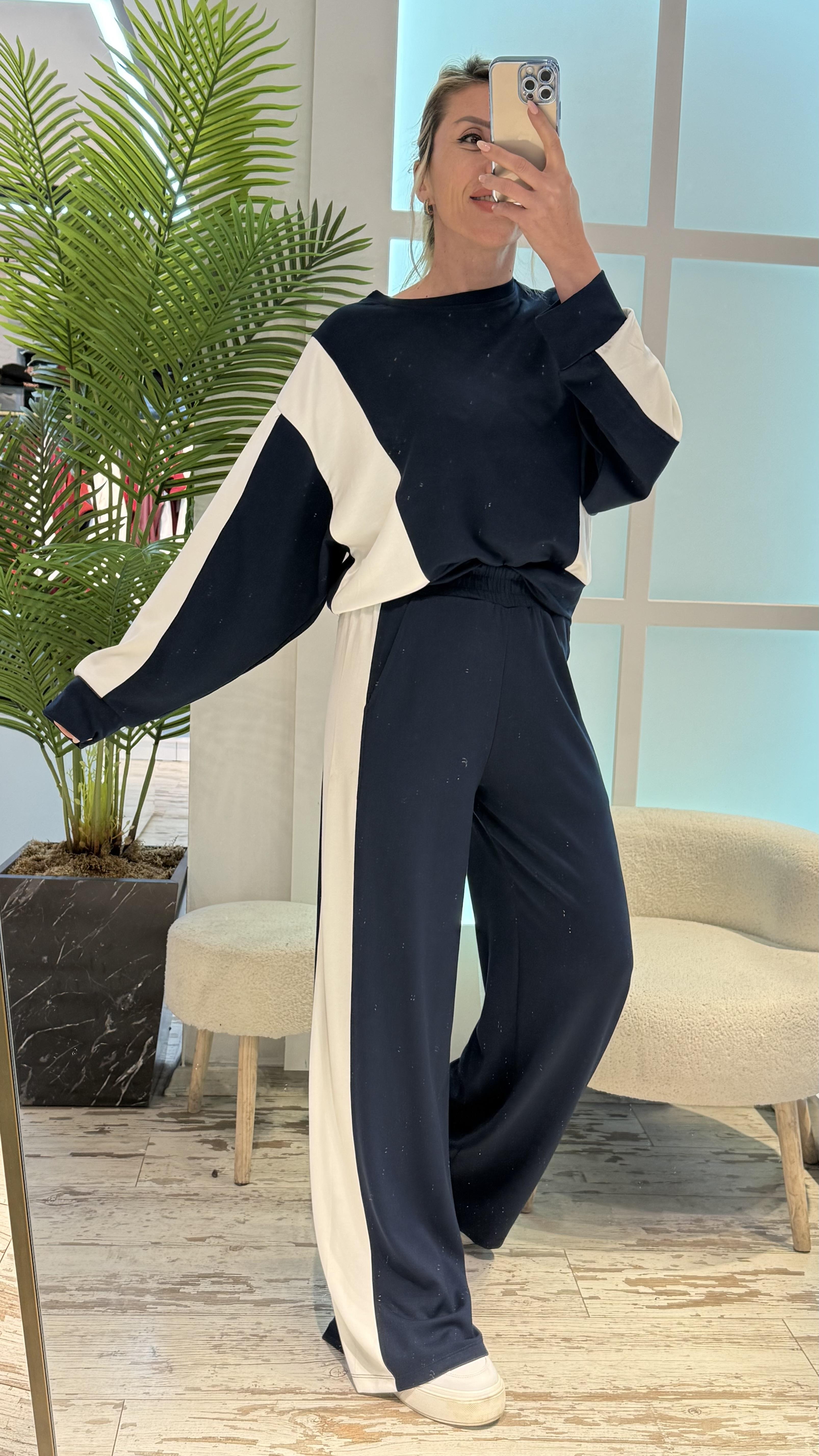 LACİVERT BEYAZ ŞERİTLİ TAKIM