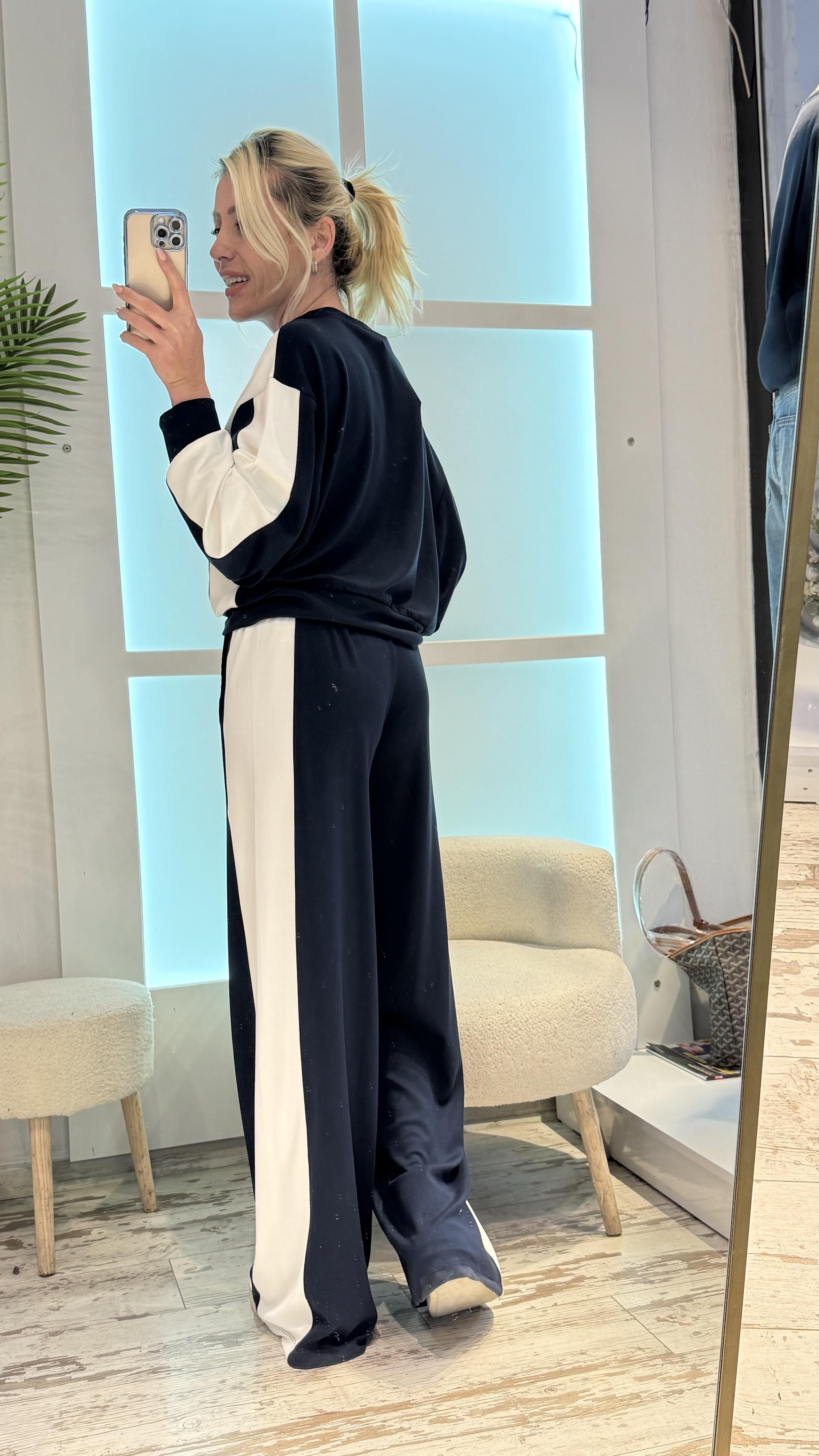 LACİVERT BEYAZ ŞERİTLİ TAKIM