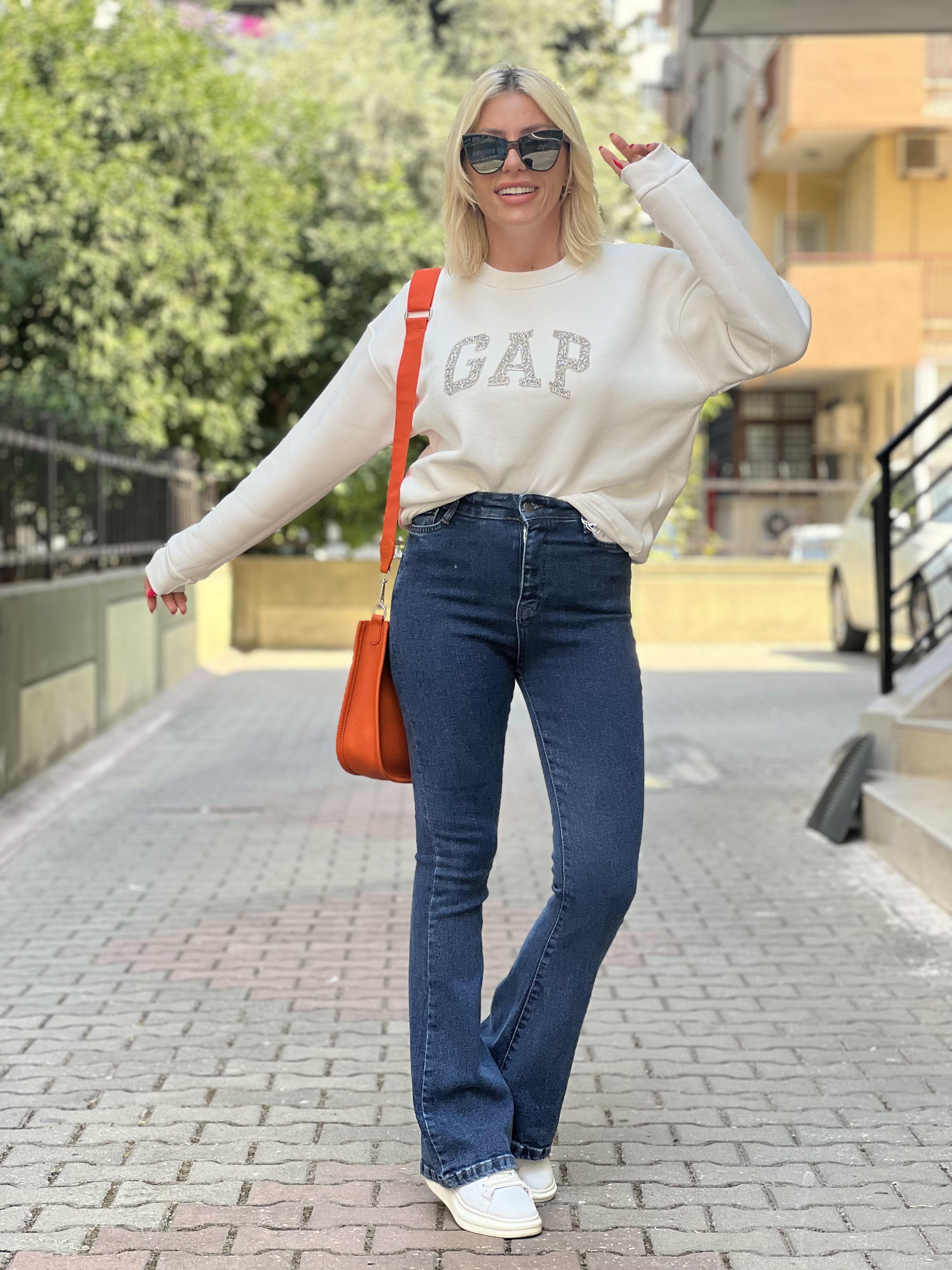 MARİO TAŞLI BEYAZ GAP SWEATSHIRT