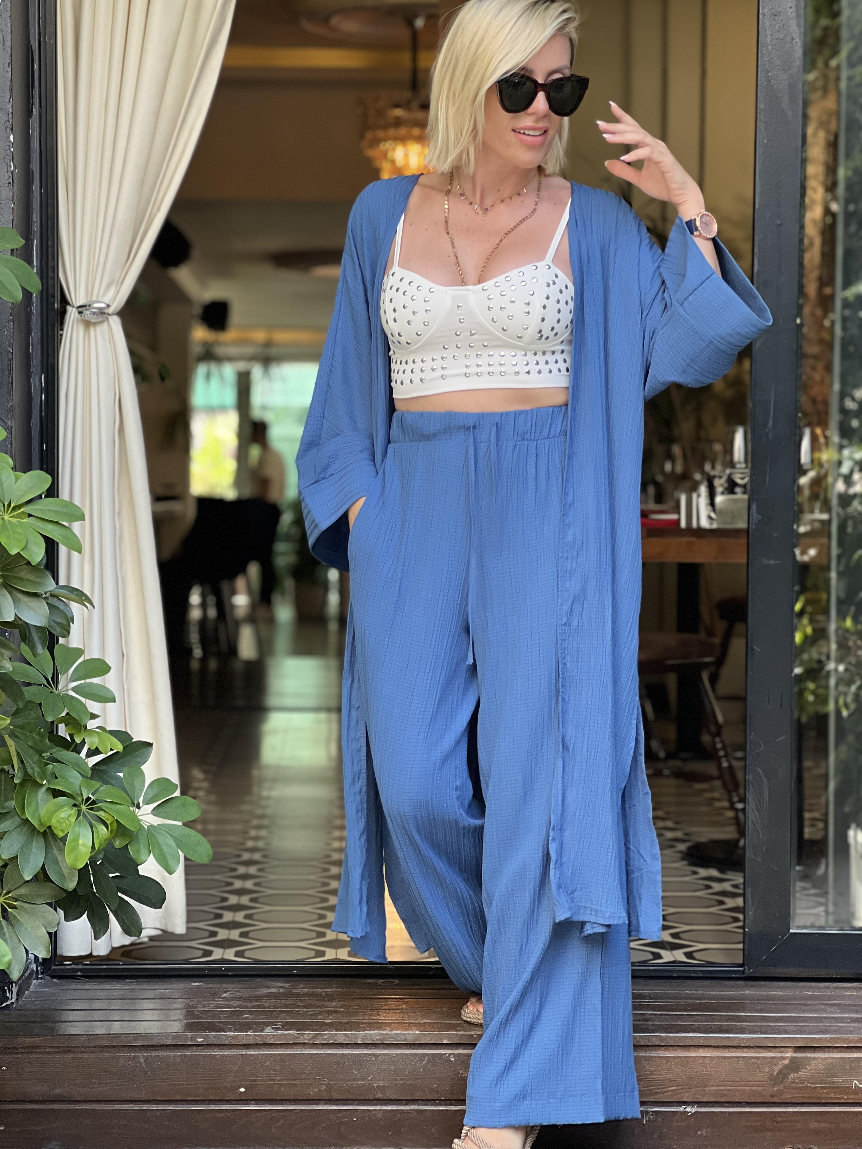 MAVİ KİMONOLU TAKIM 