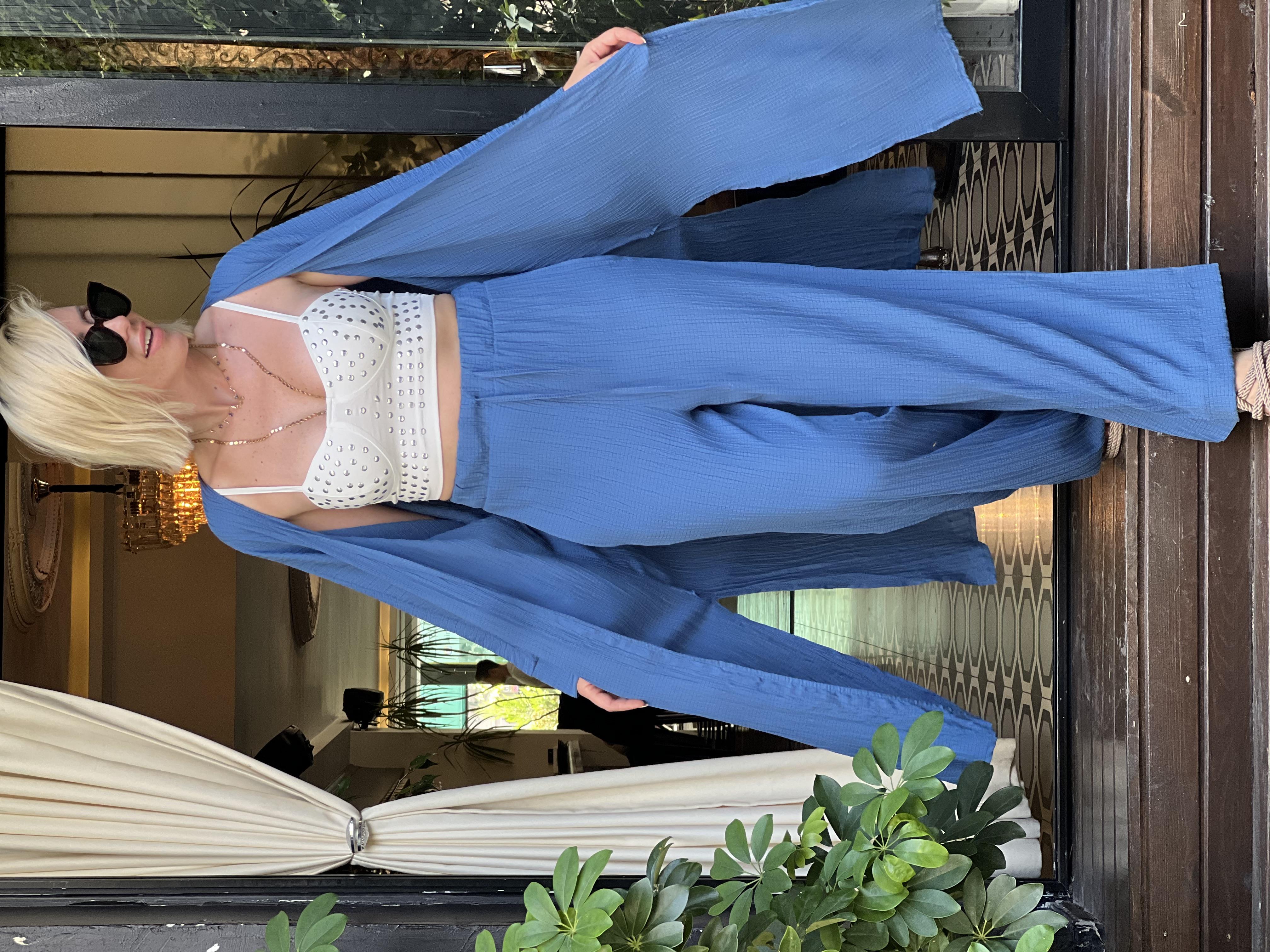 MAVİ KİMONOLU TAKIM 