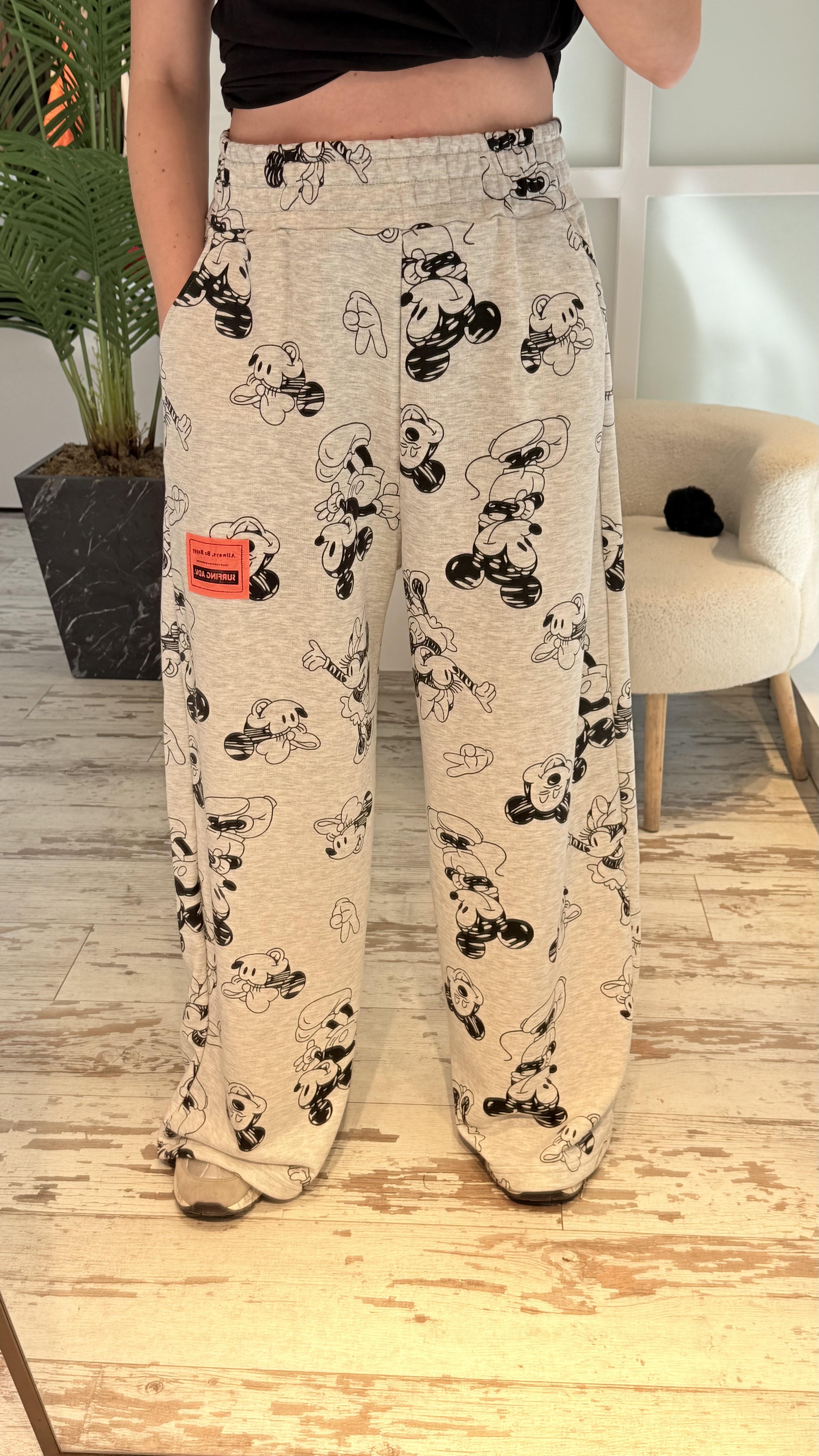 MİMİ DESENLİ EŞOFMAN