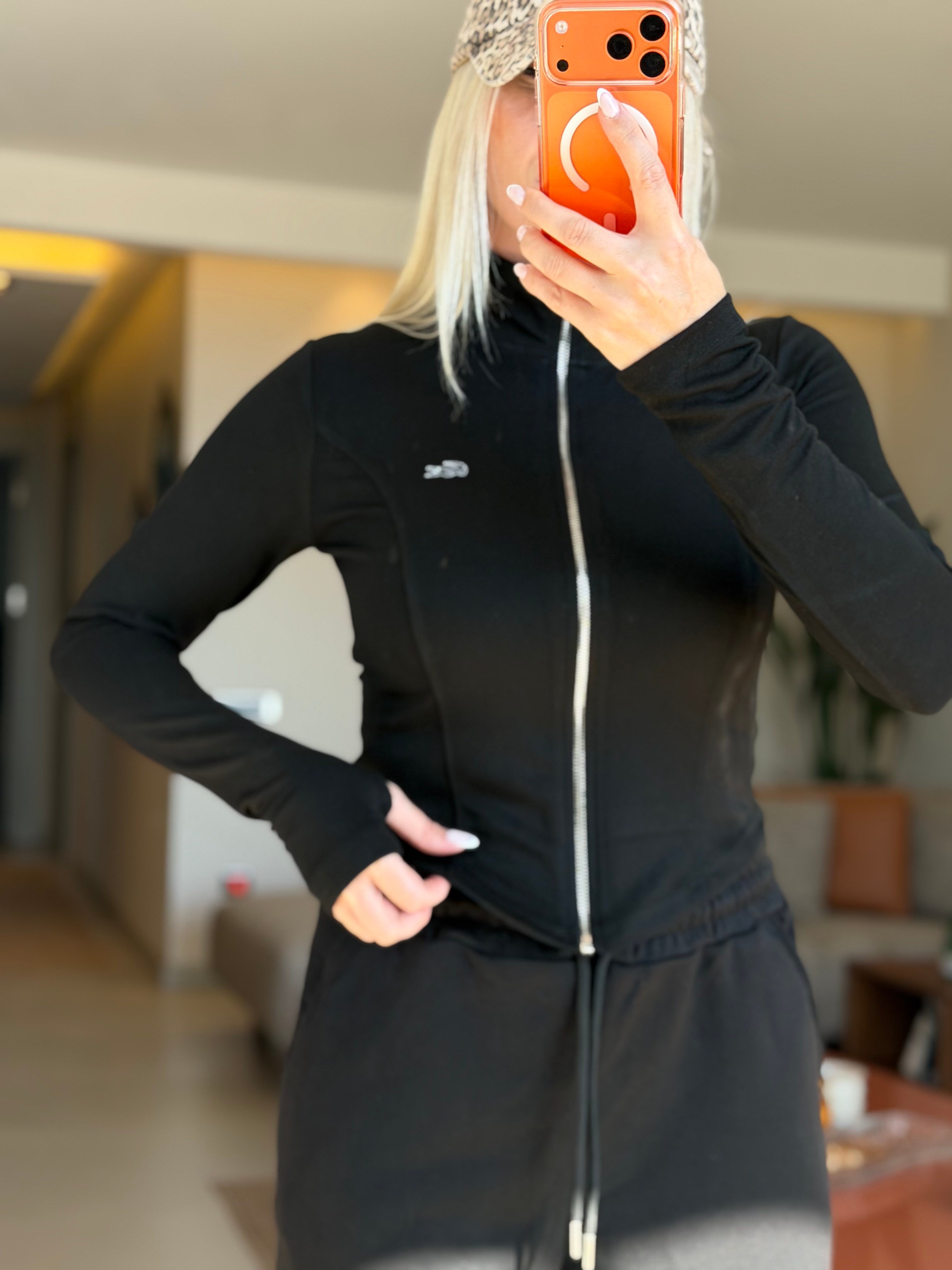 MONİCA SİYAH FERMUARLI HIRKA