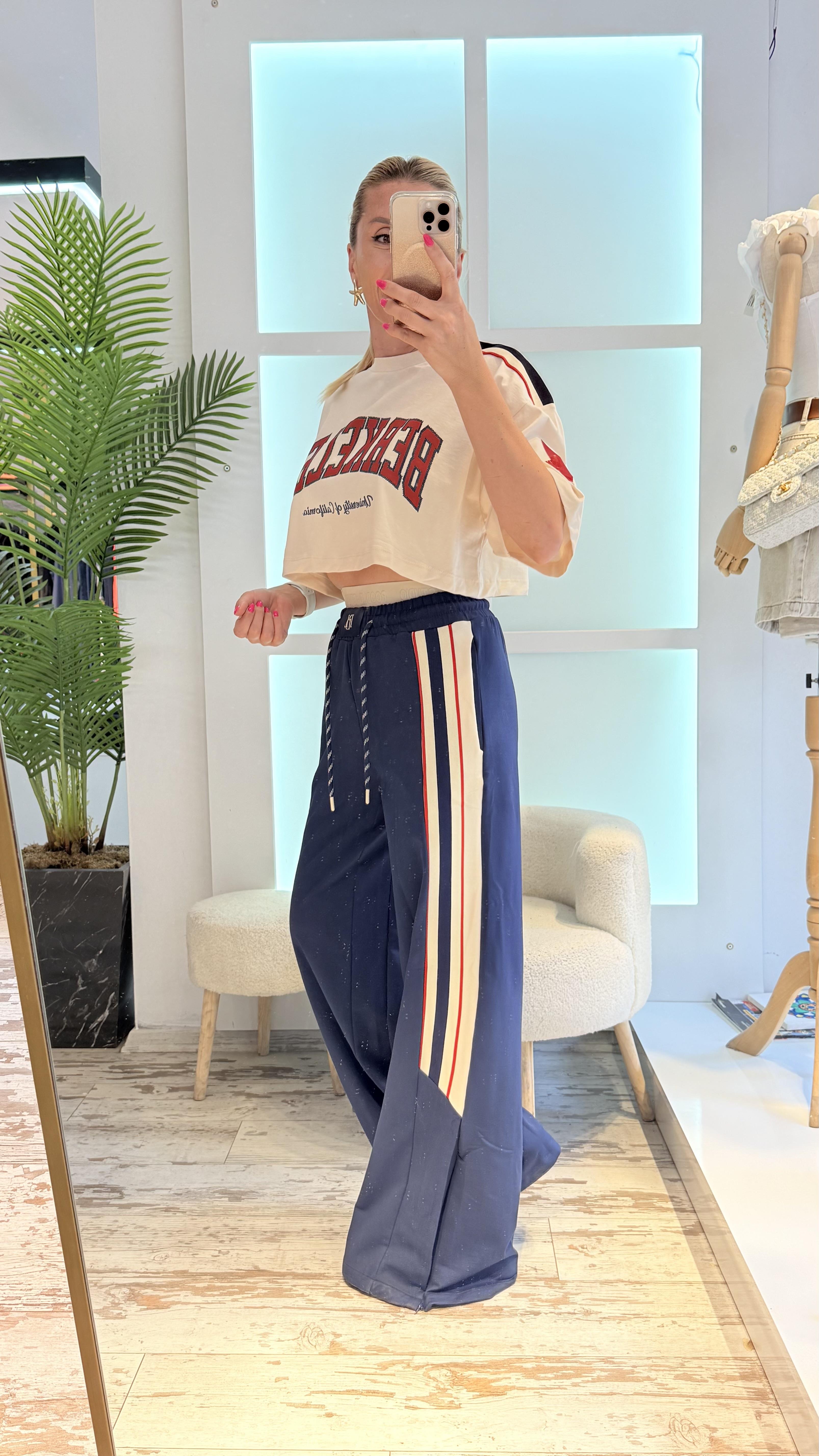 NİCHOLES KIRMIZI YAZILI TAKIM 