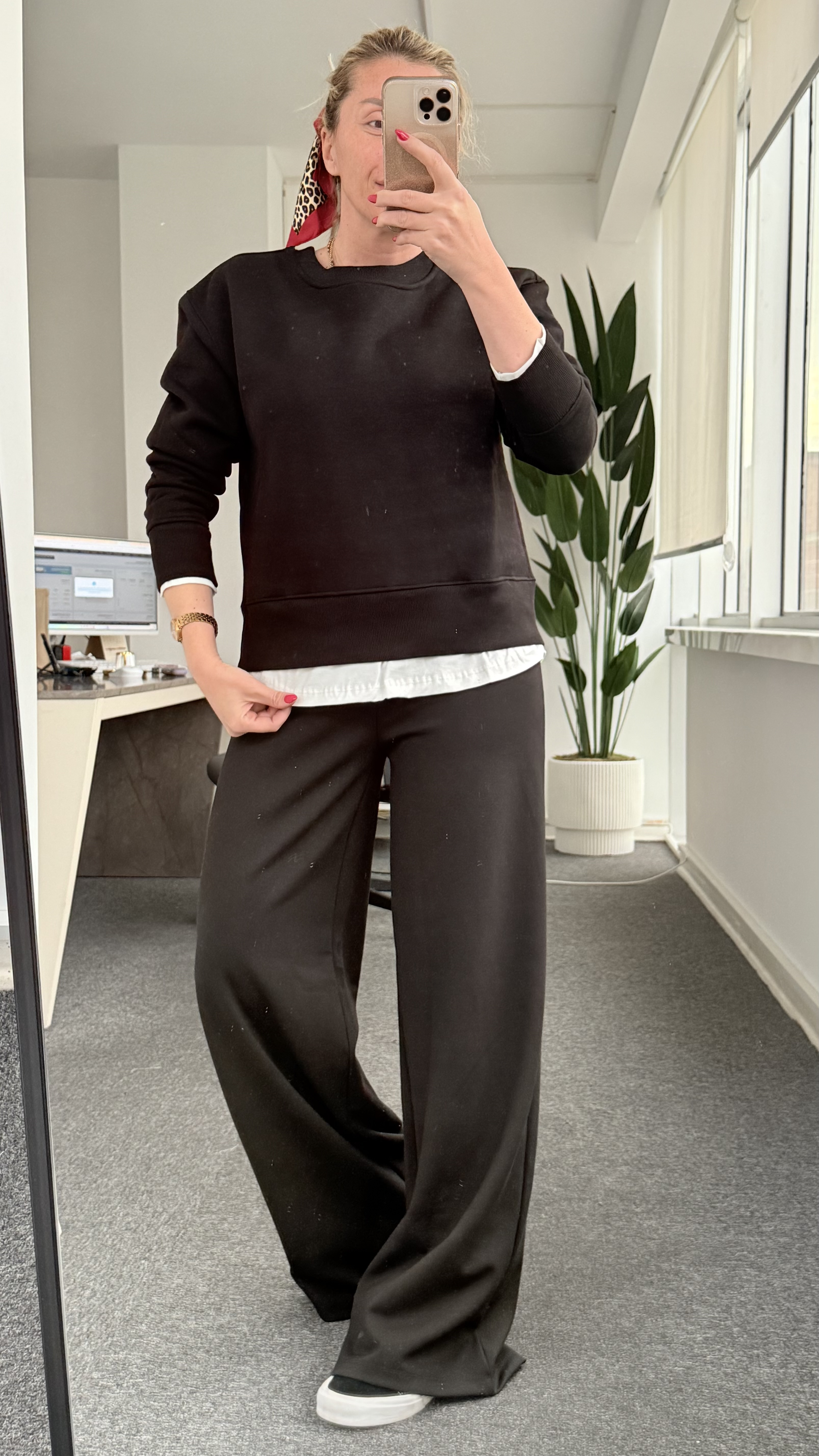 NOAH SİYAH SWEATSHIRT