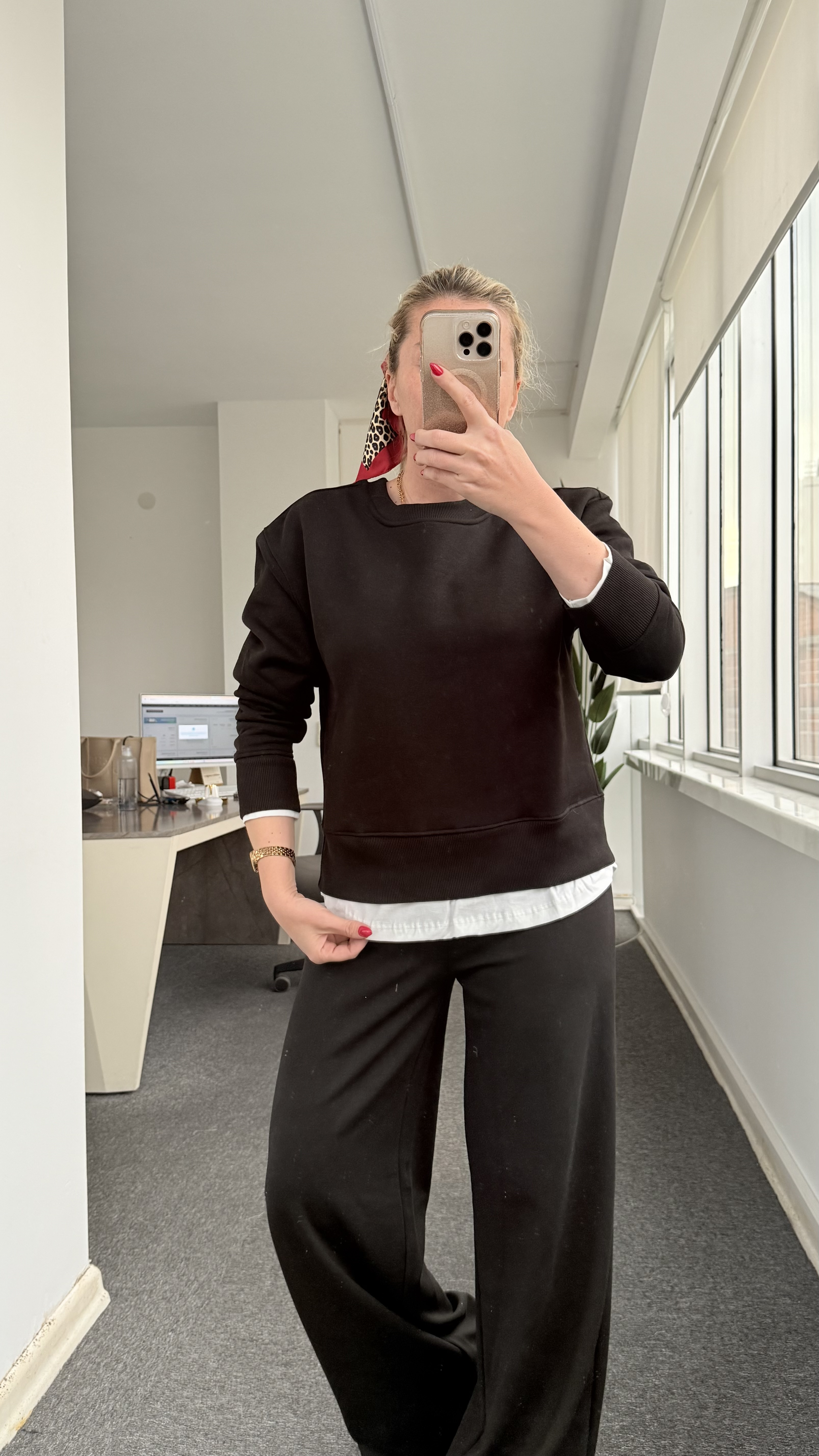 NOAH SİYAH SWEATSHIRT