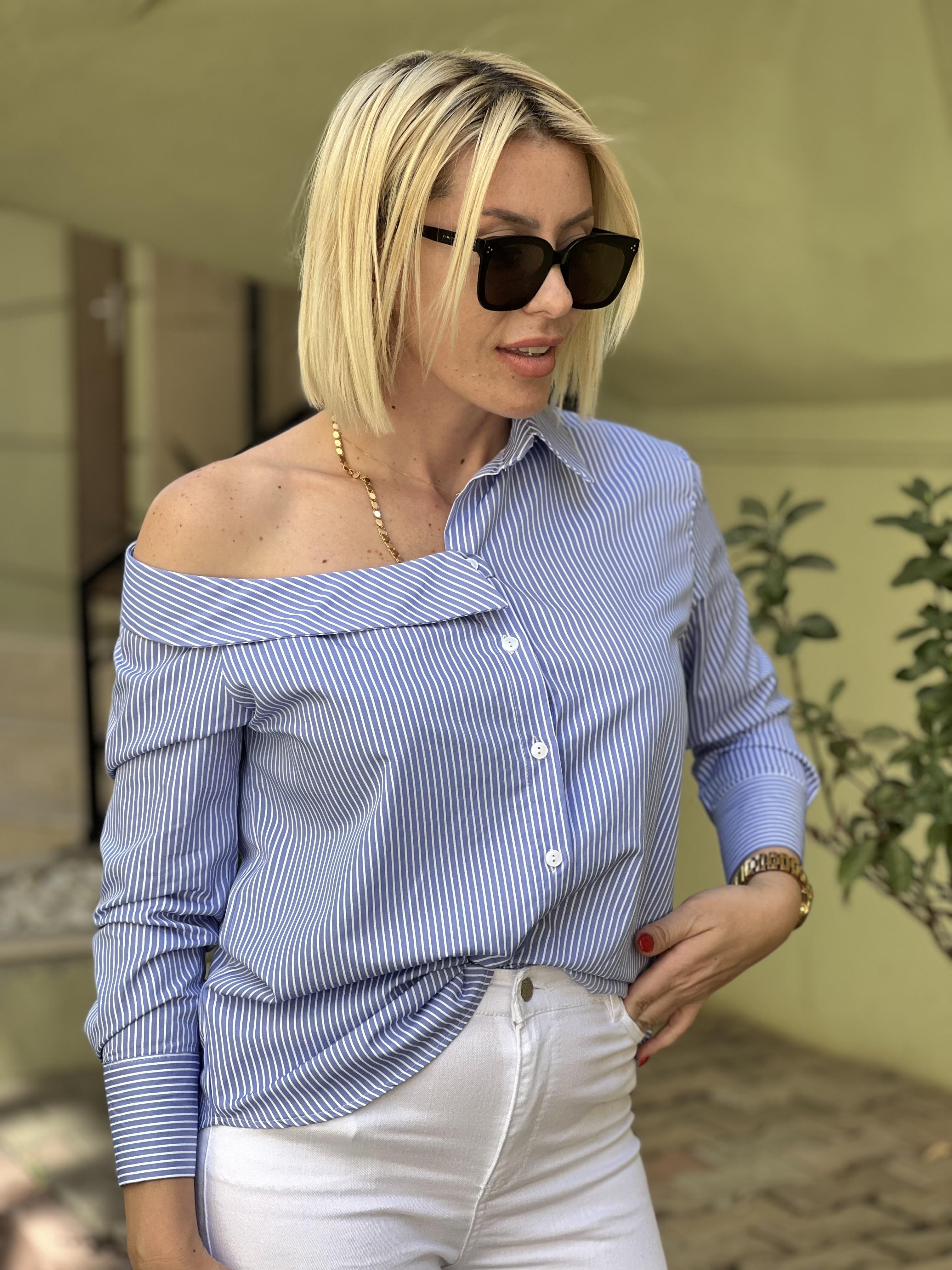 OMUZU DÜŞÜK MAVİ GÖMLEK