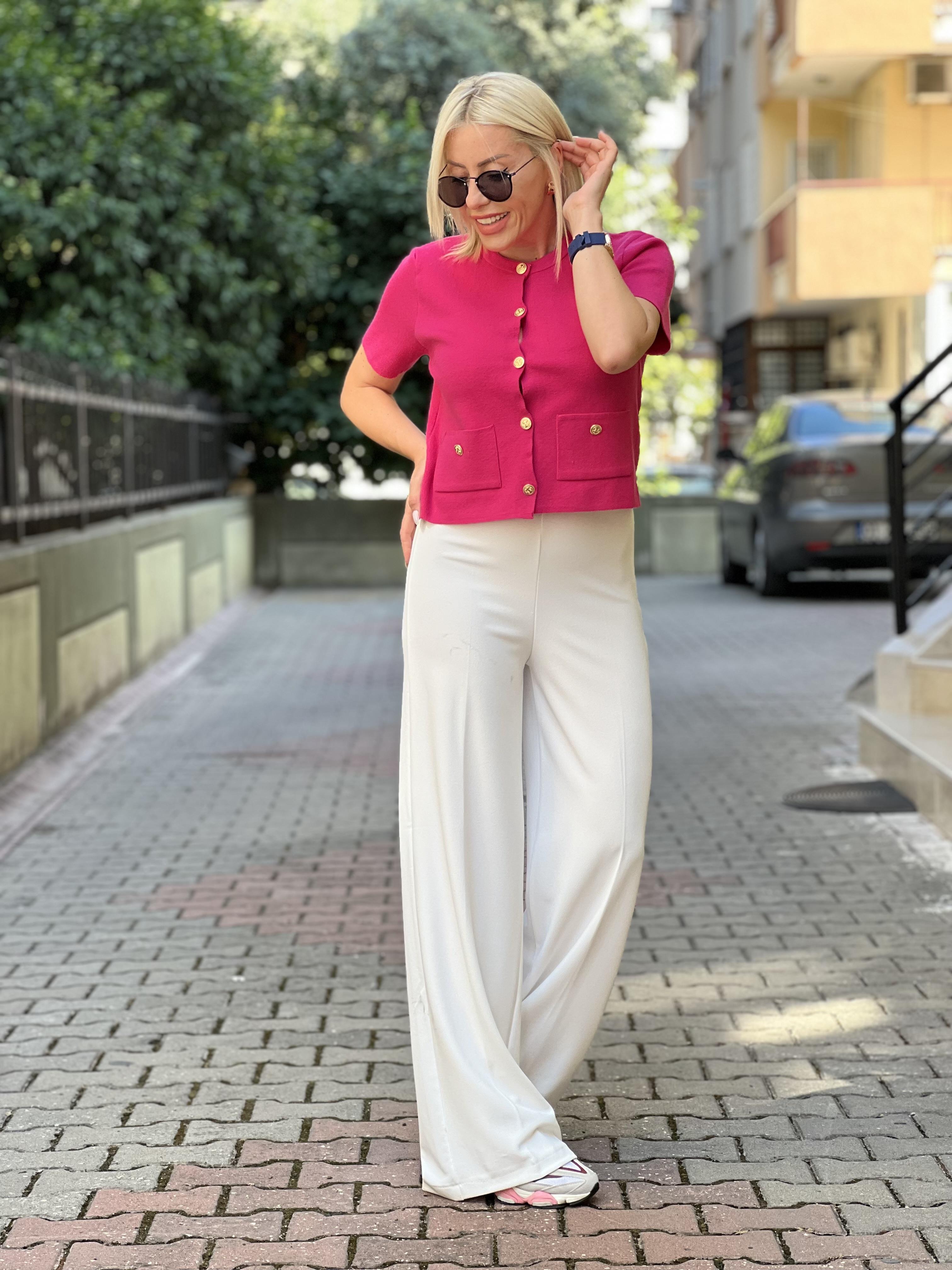 PALE PEMBE HIRKA