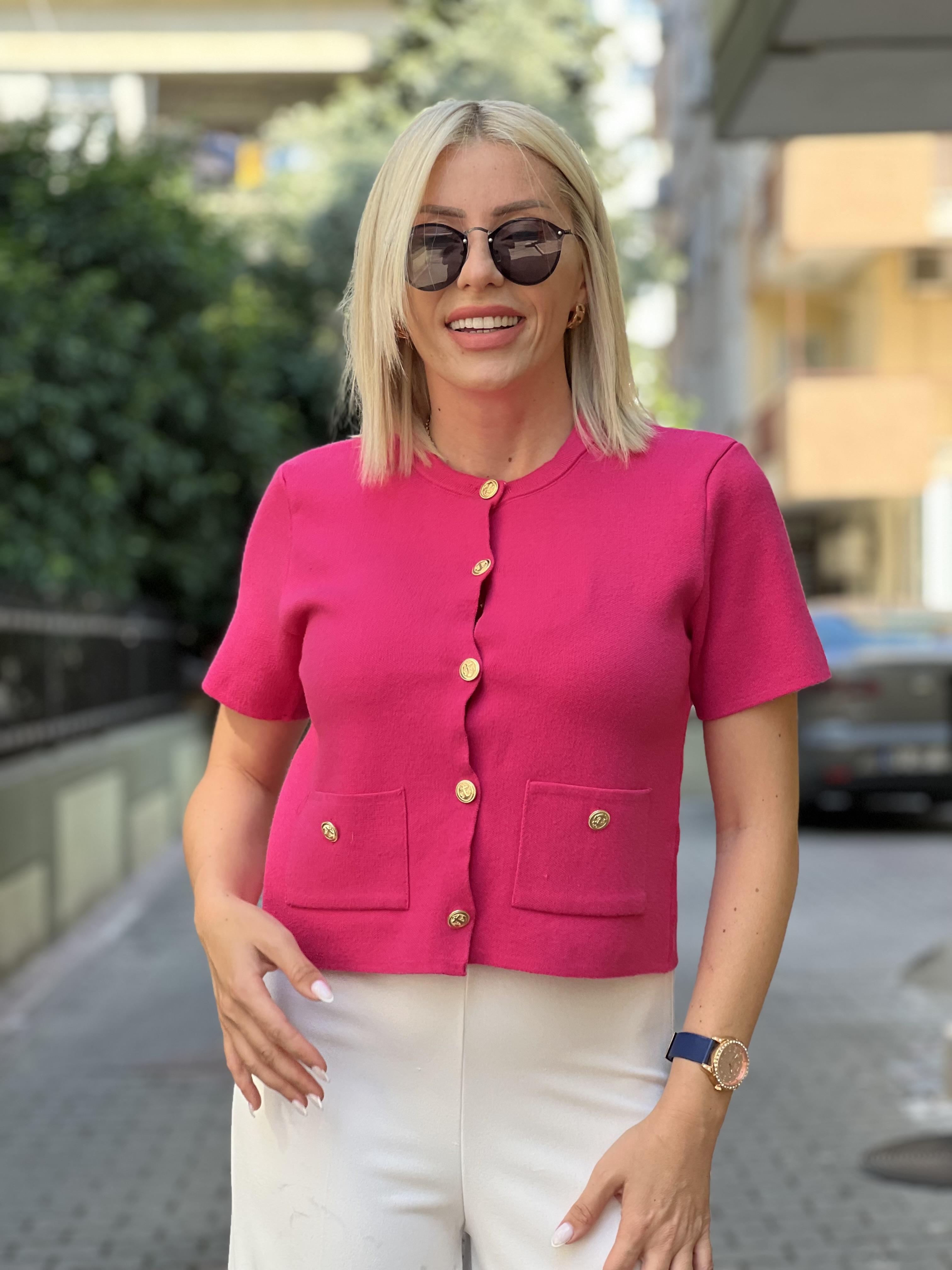 PALE PEMBE HIRKA