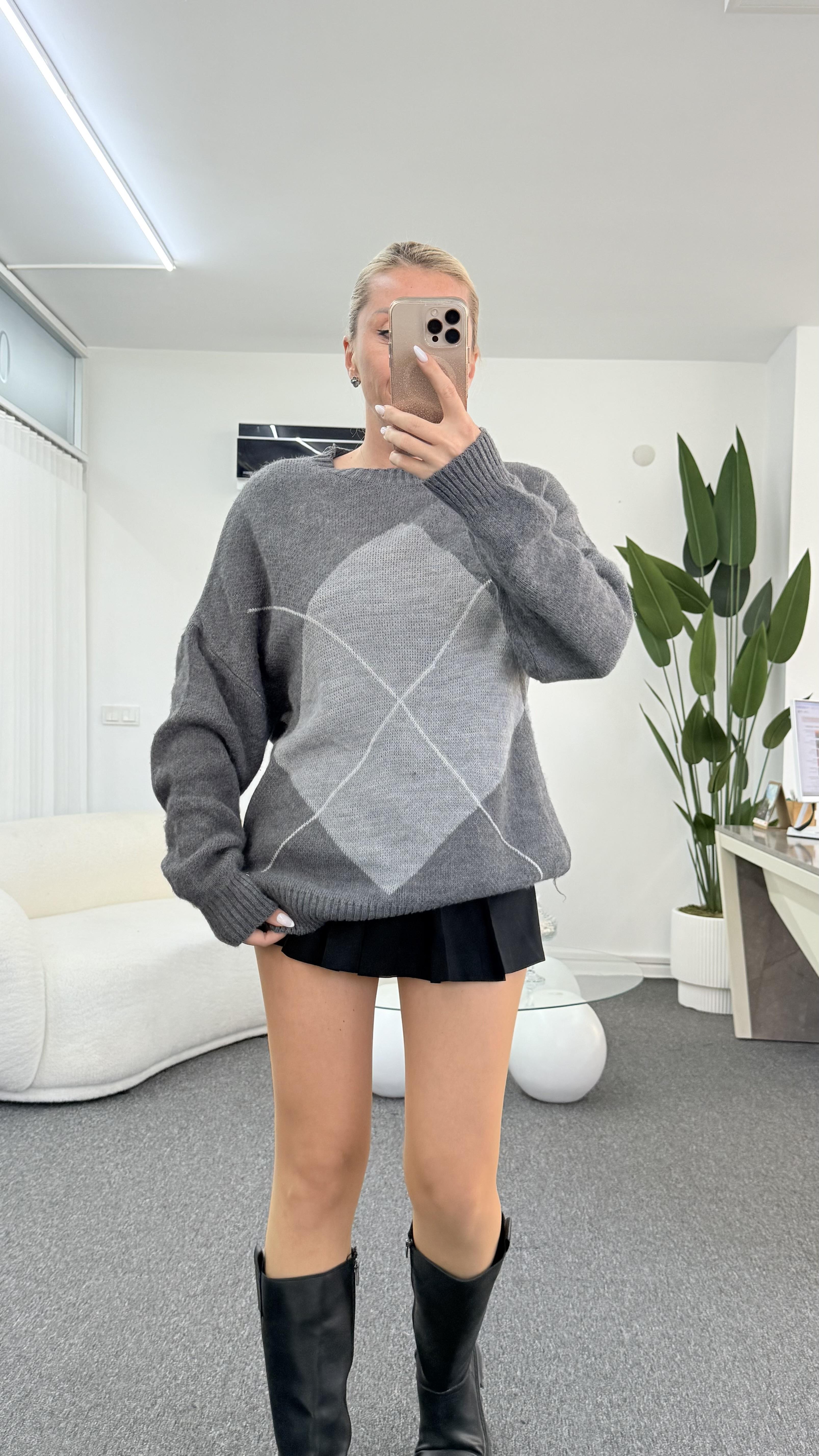 PEROLAS GRİ TRİKO KAZAK