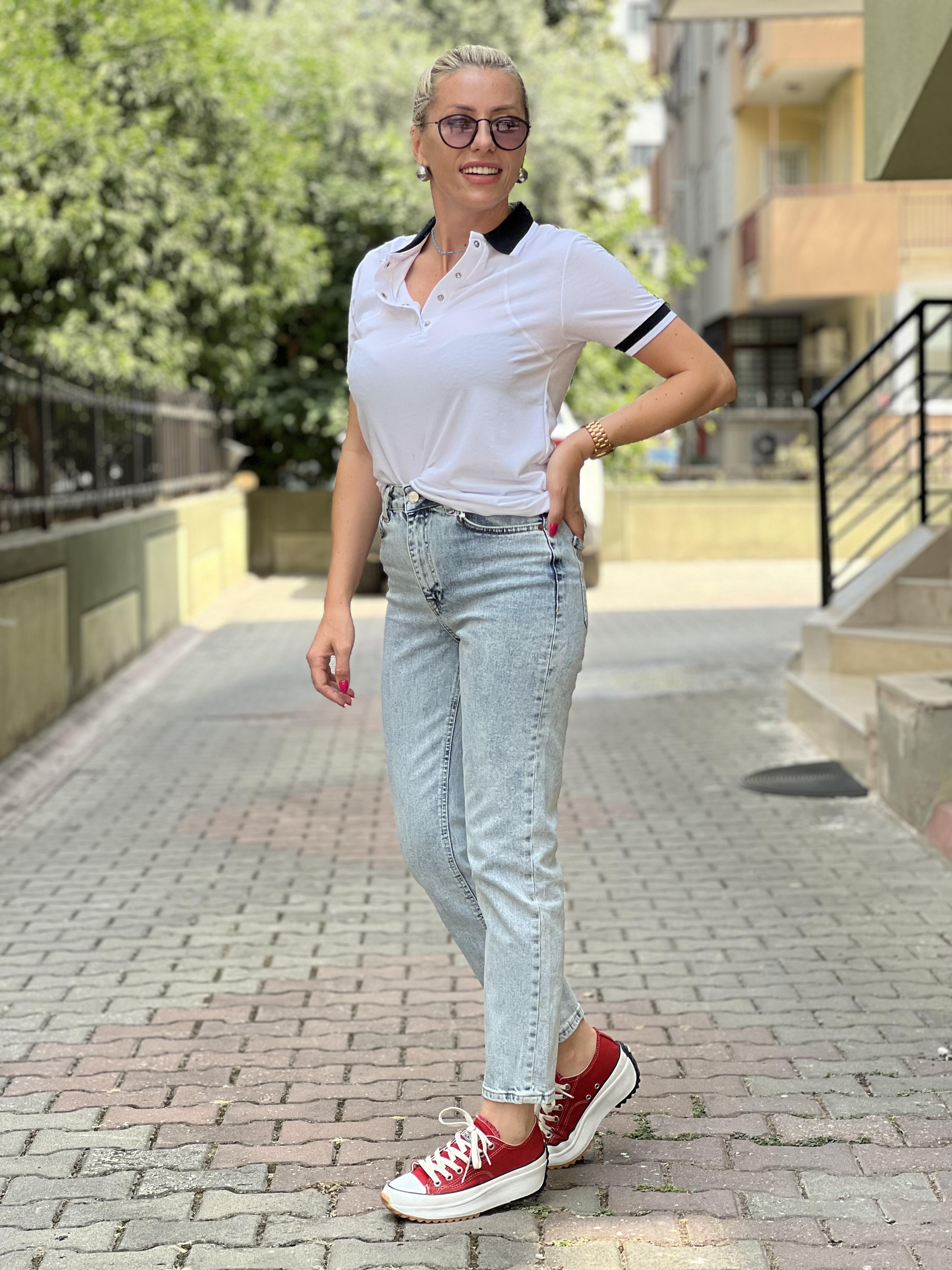 MOM JEAN