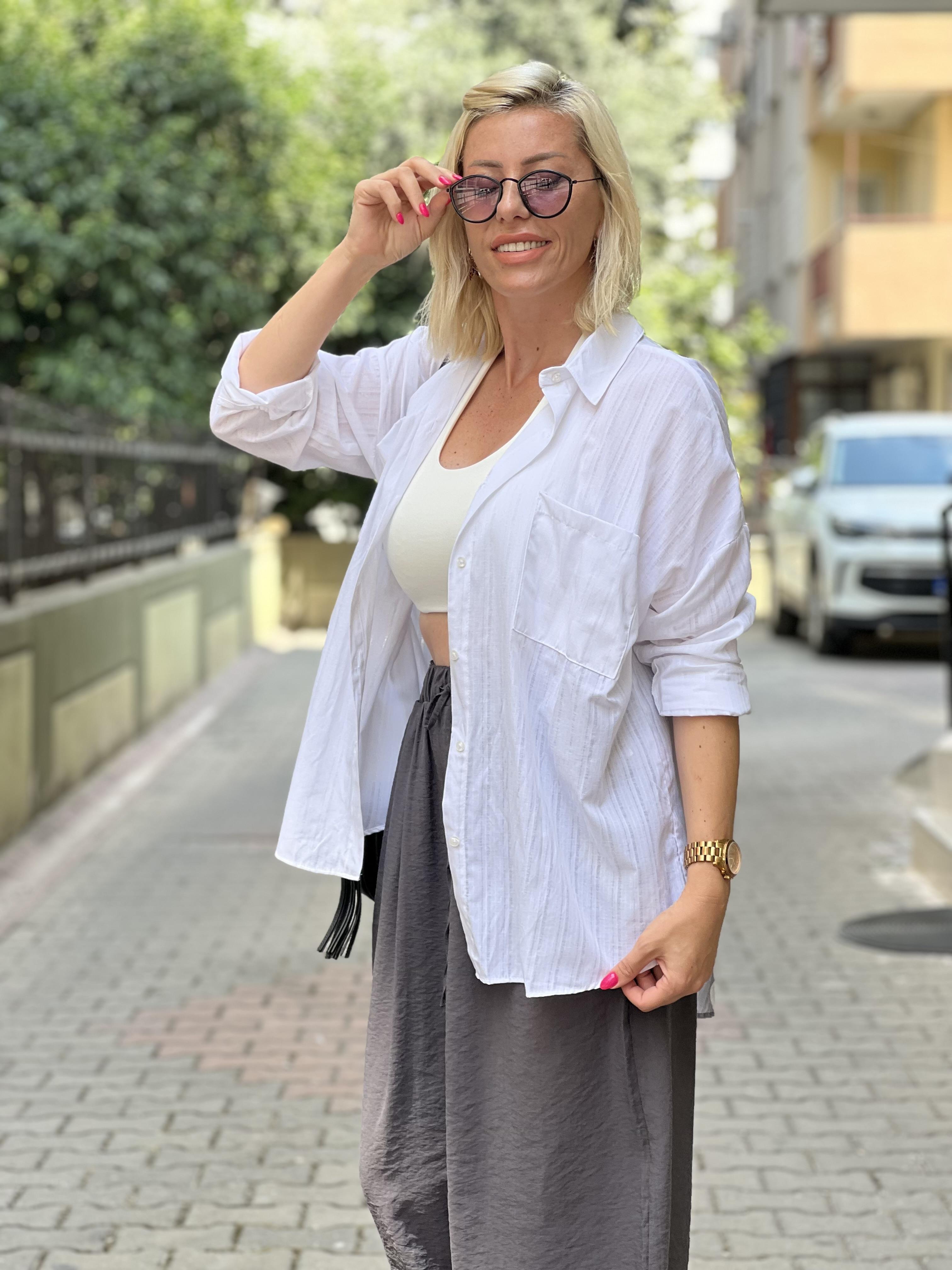 RETY BEYAZ GÖMLEK