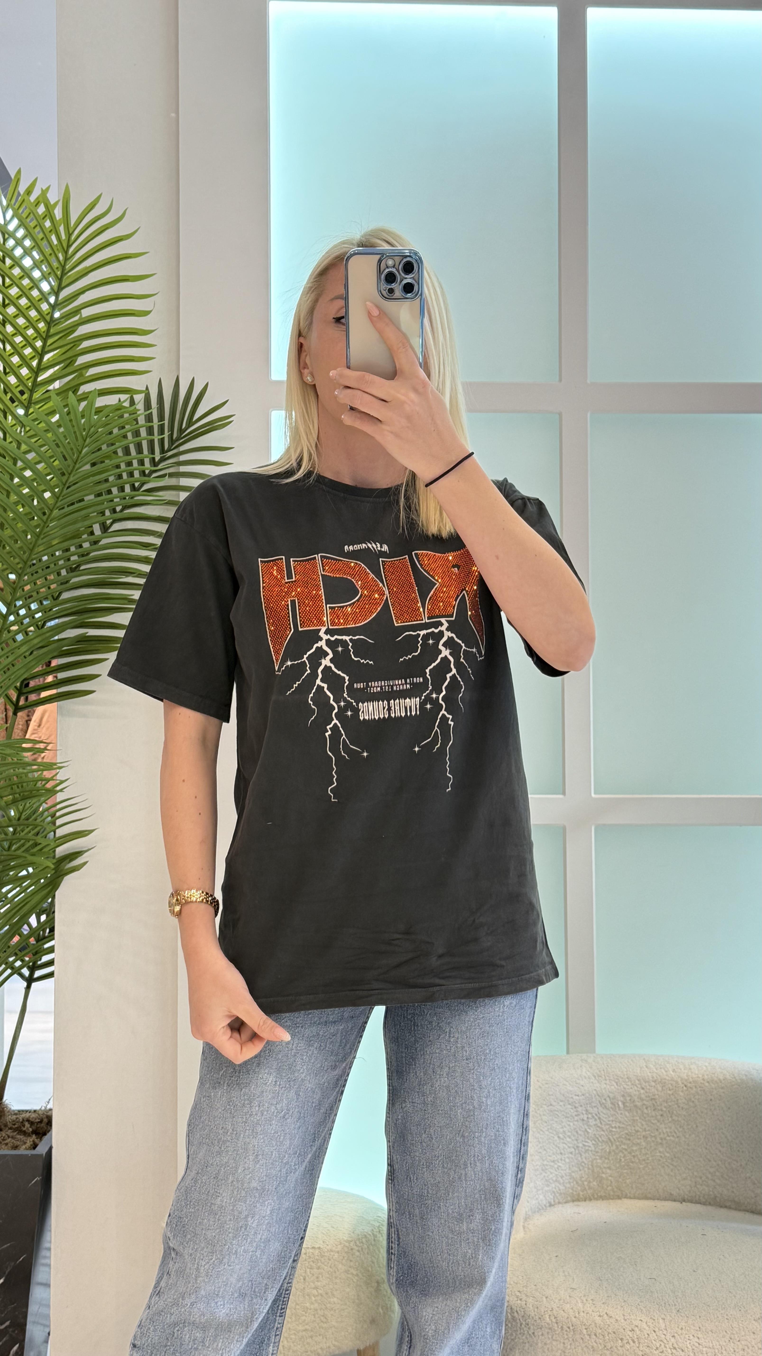 RICH BASKILI YIKAMA TSHIRT