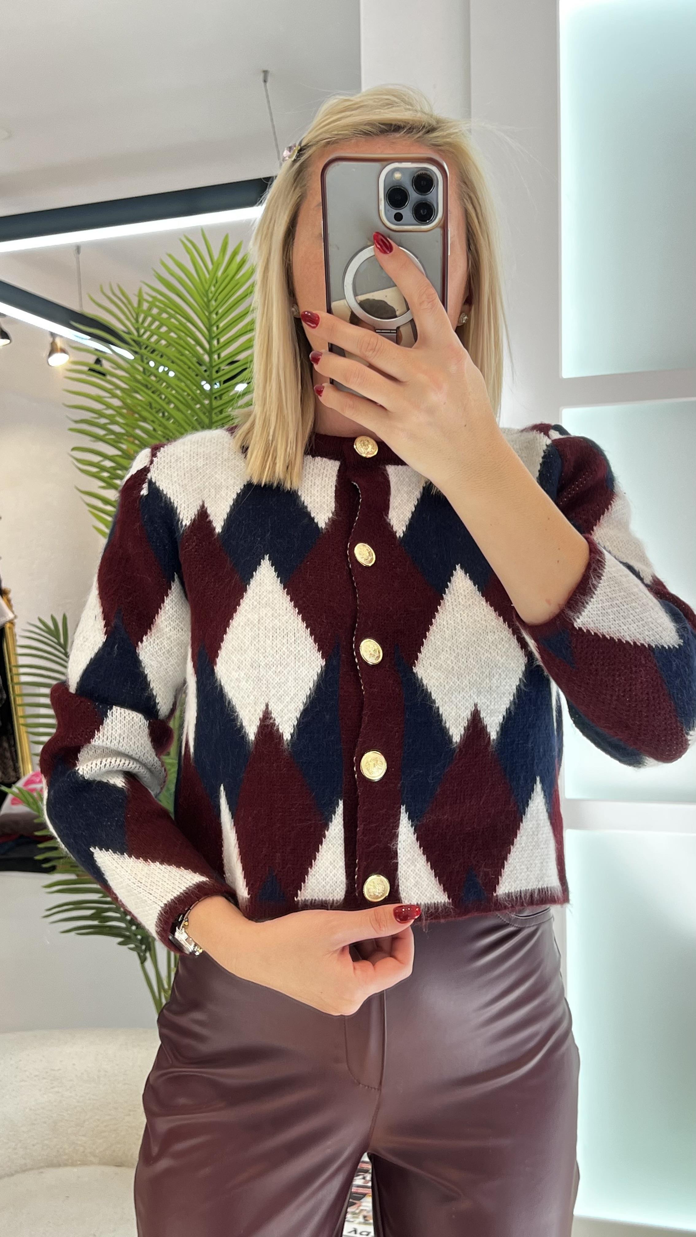 ROOD BORDO HIRKA