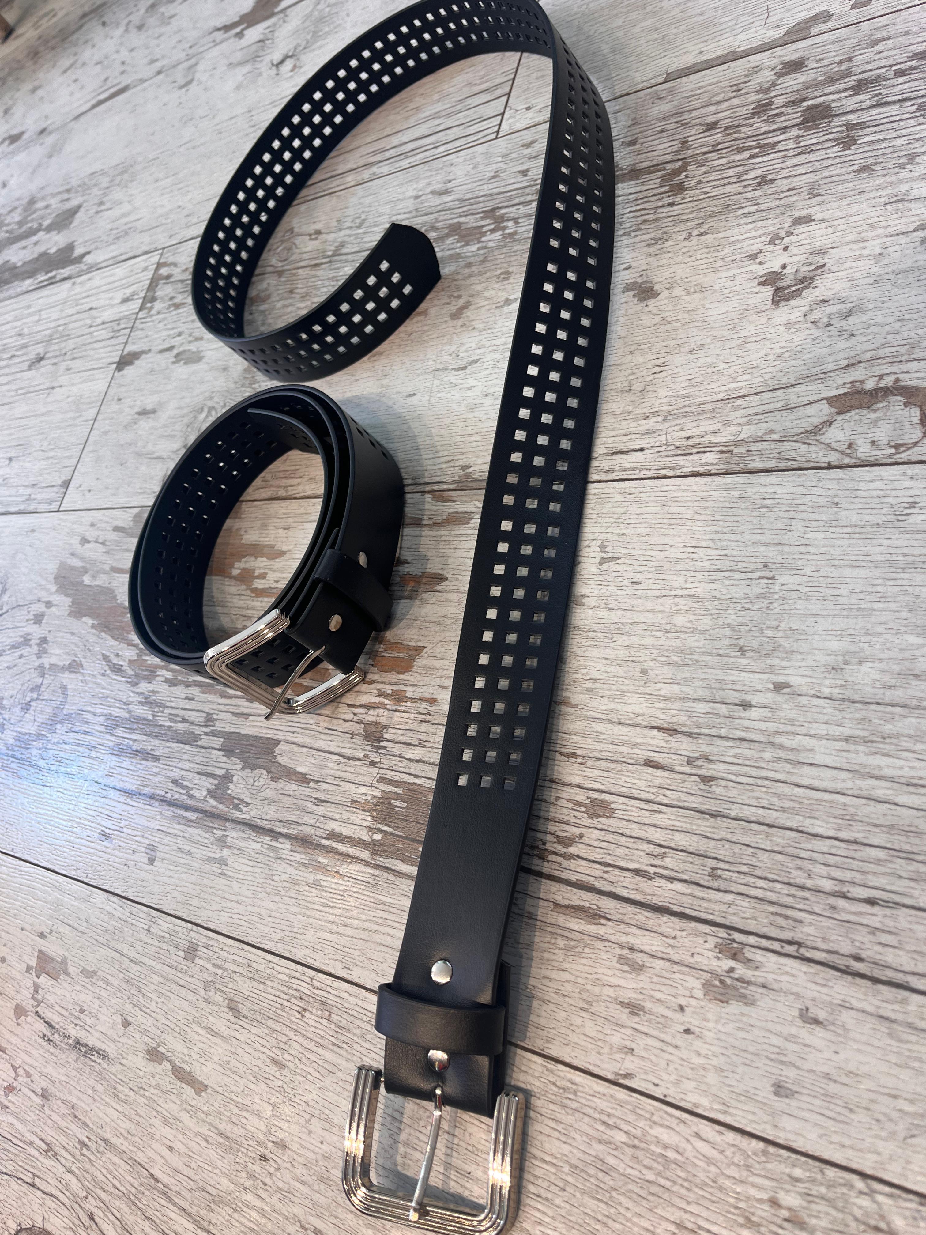 SİLVER TOKALI SİYAH KEMER