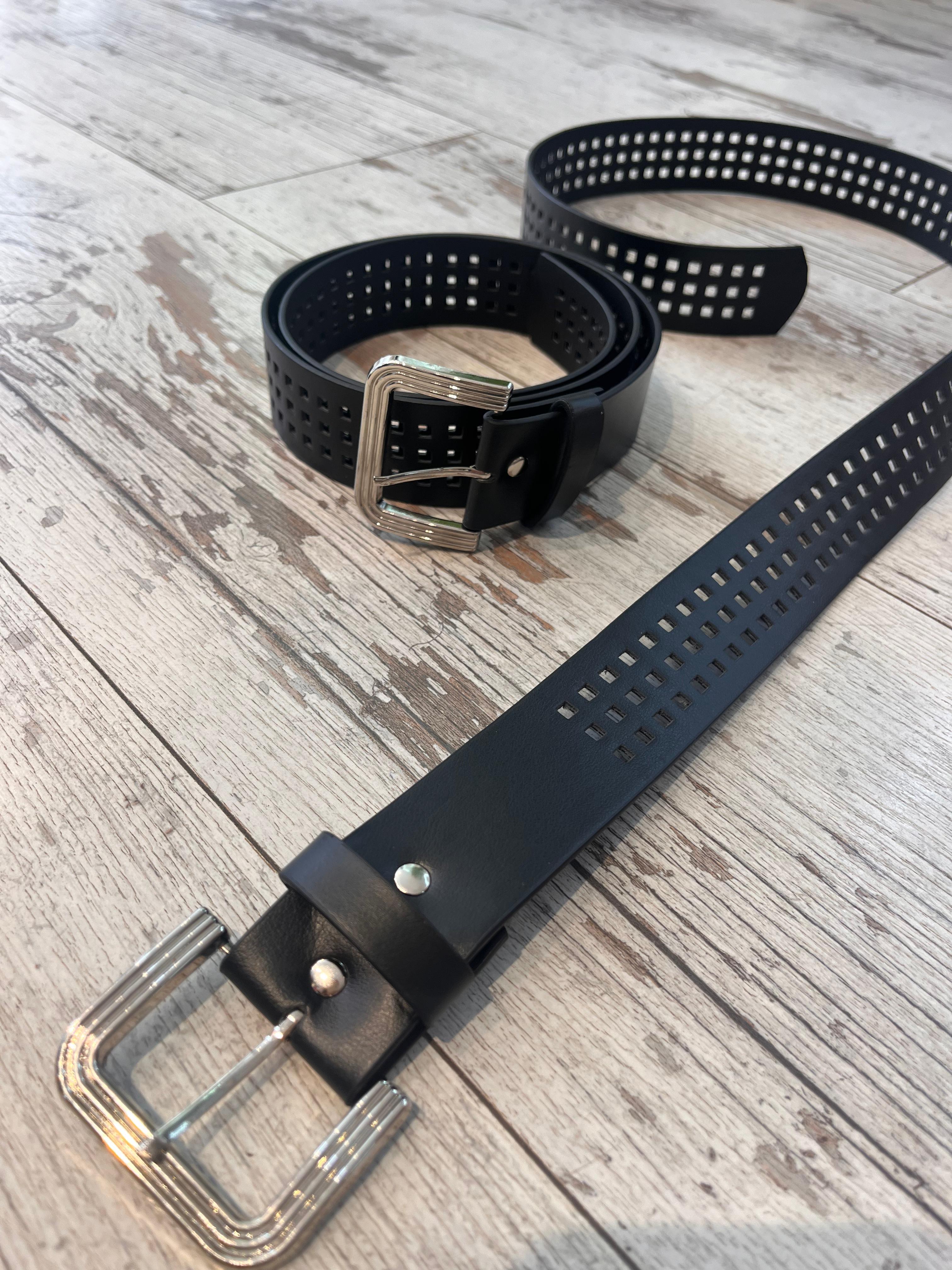 SİLVER TOKALI SİYAH KEMER