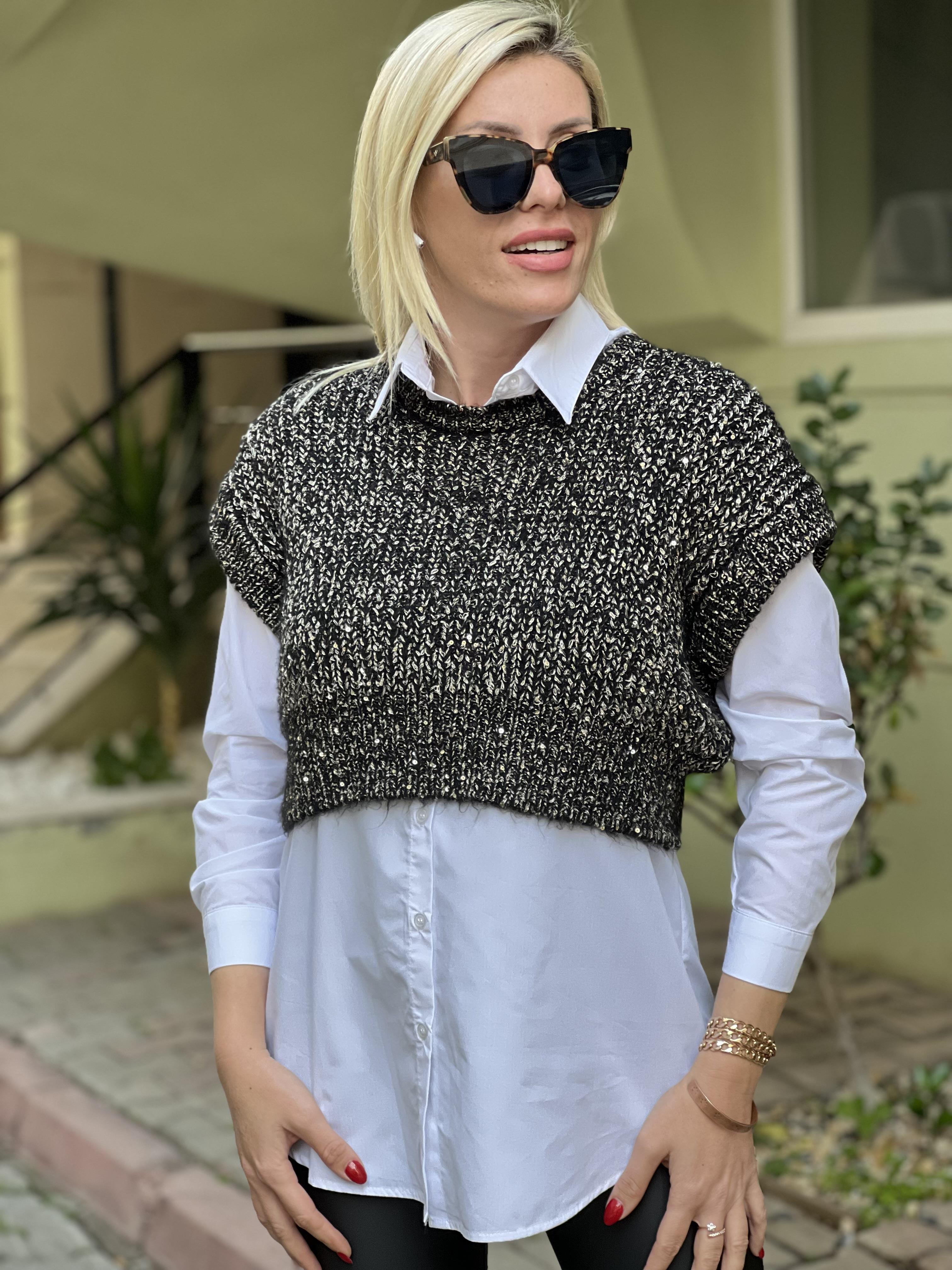 SİMLİ GÖMLEKLİ SÜVETER