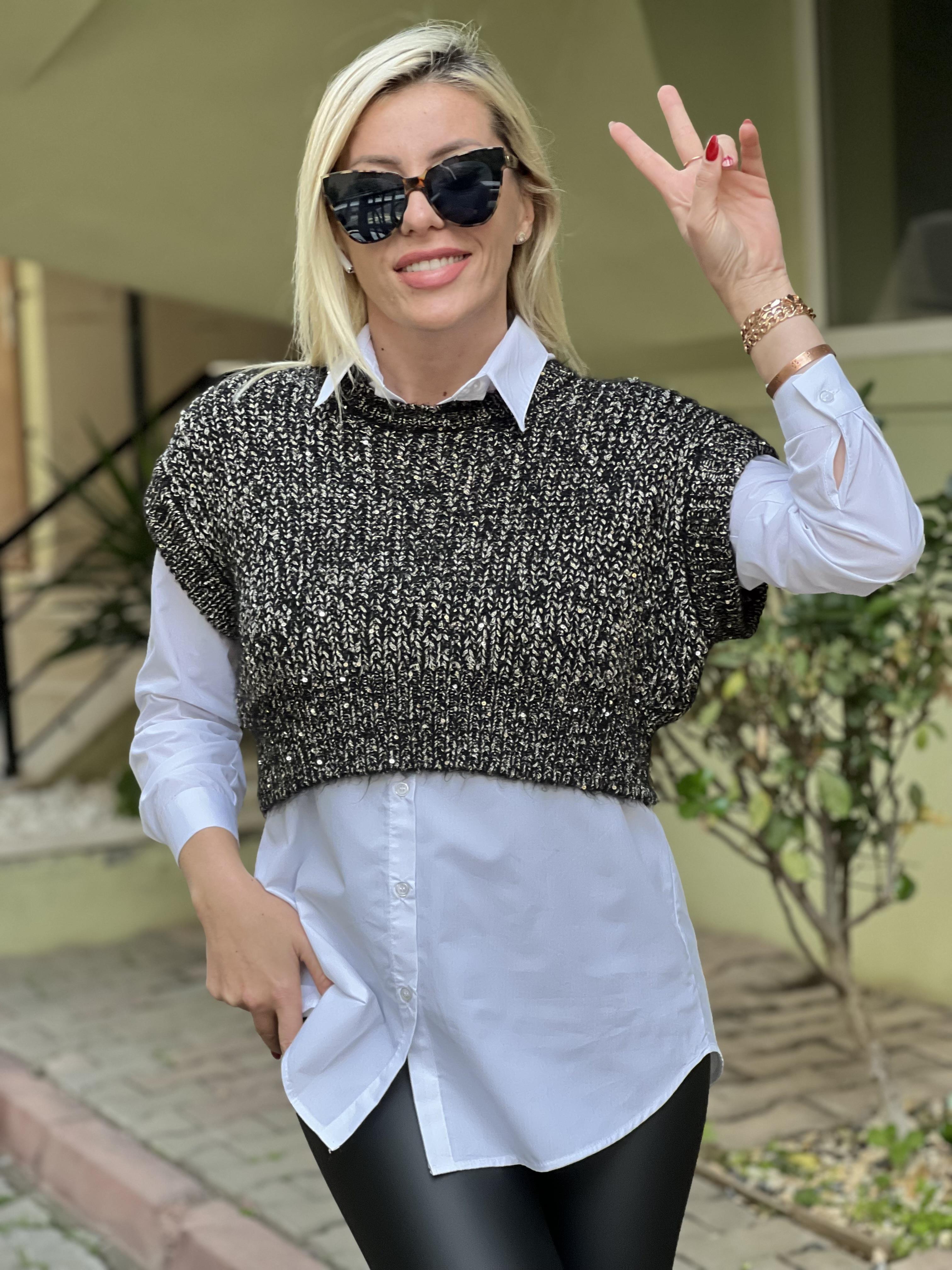 SİMLİ GÖMLEKLİ SÜVETER