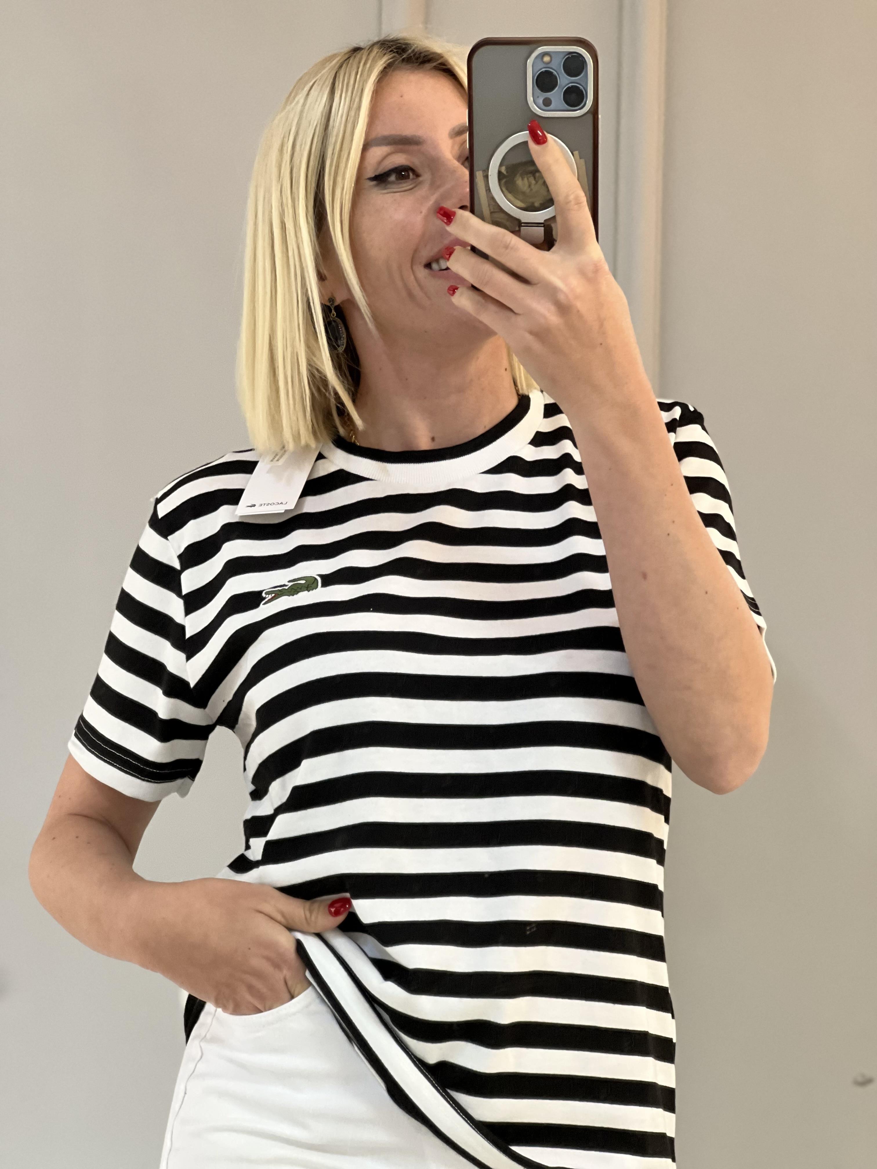 SİYAH BEYAZ CİZGİLİ ORJ MARKA TSHRT 
