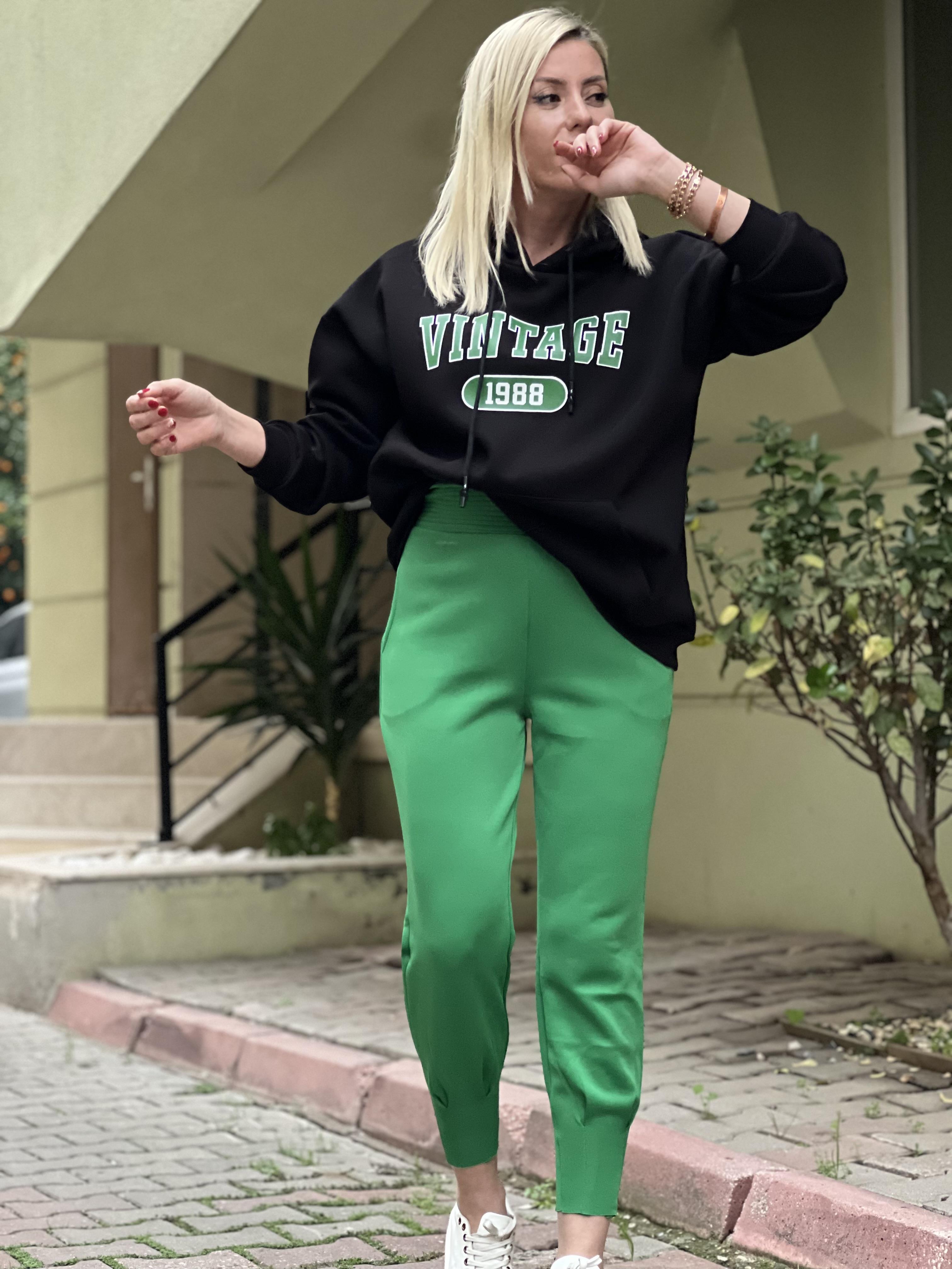 SİYAH SWEAT 
