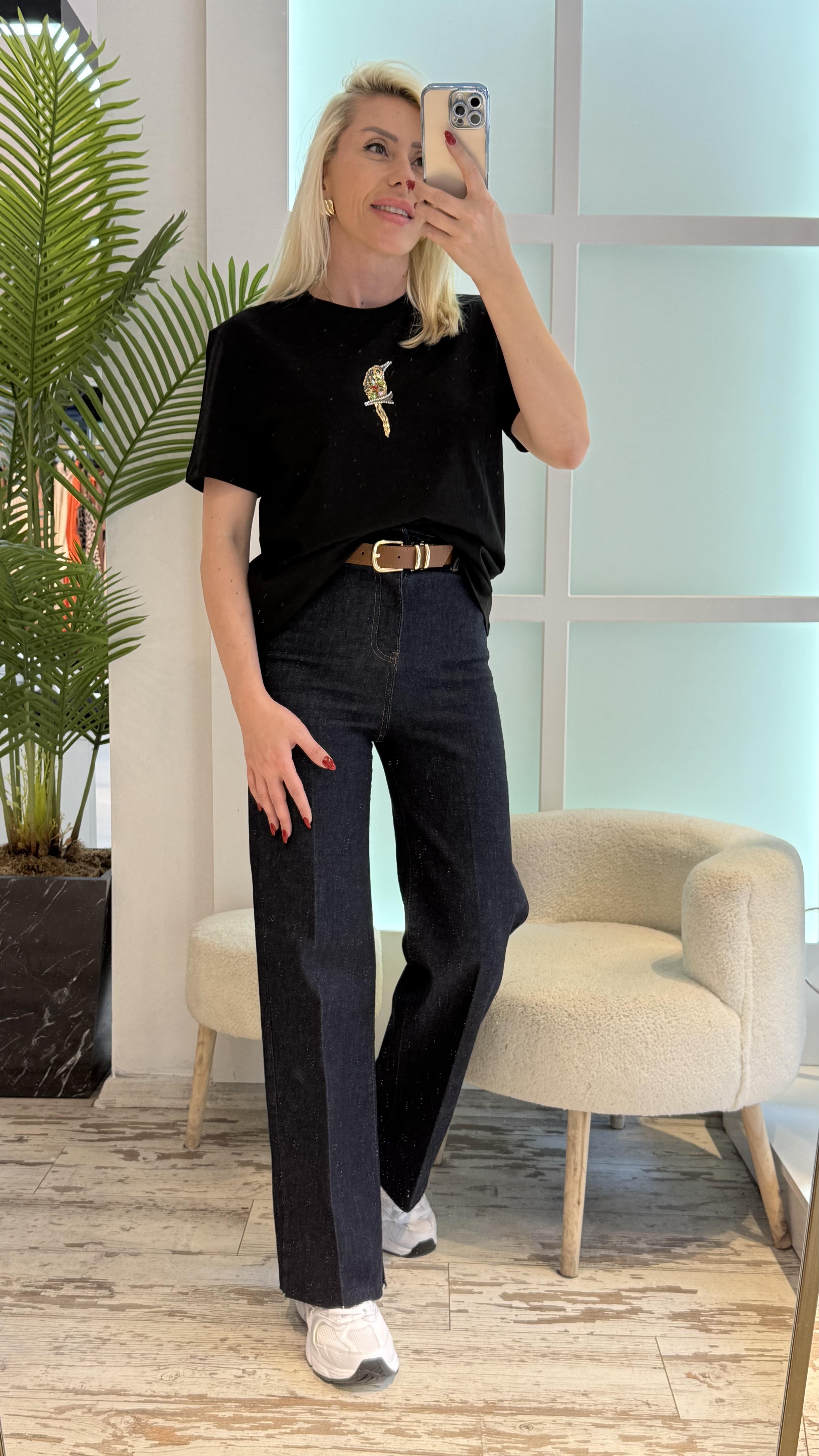 SİYAH TASARIM TSHIRT