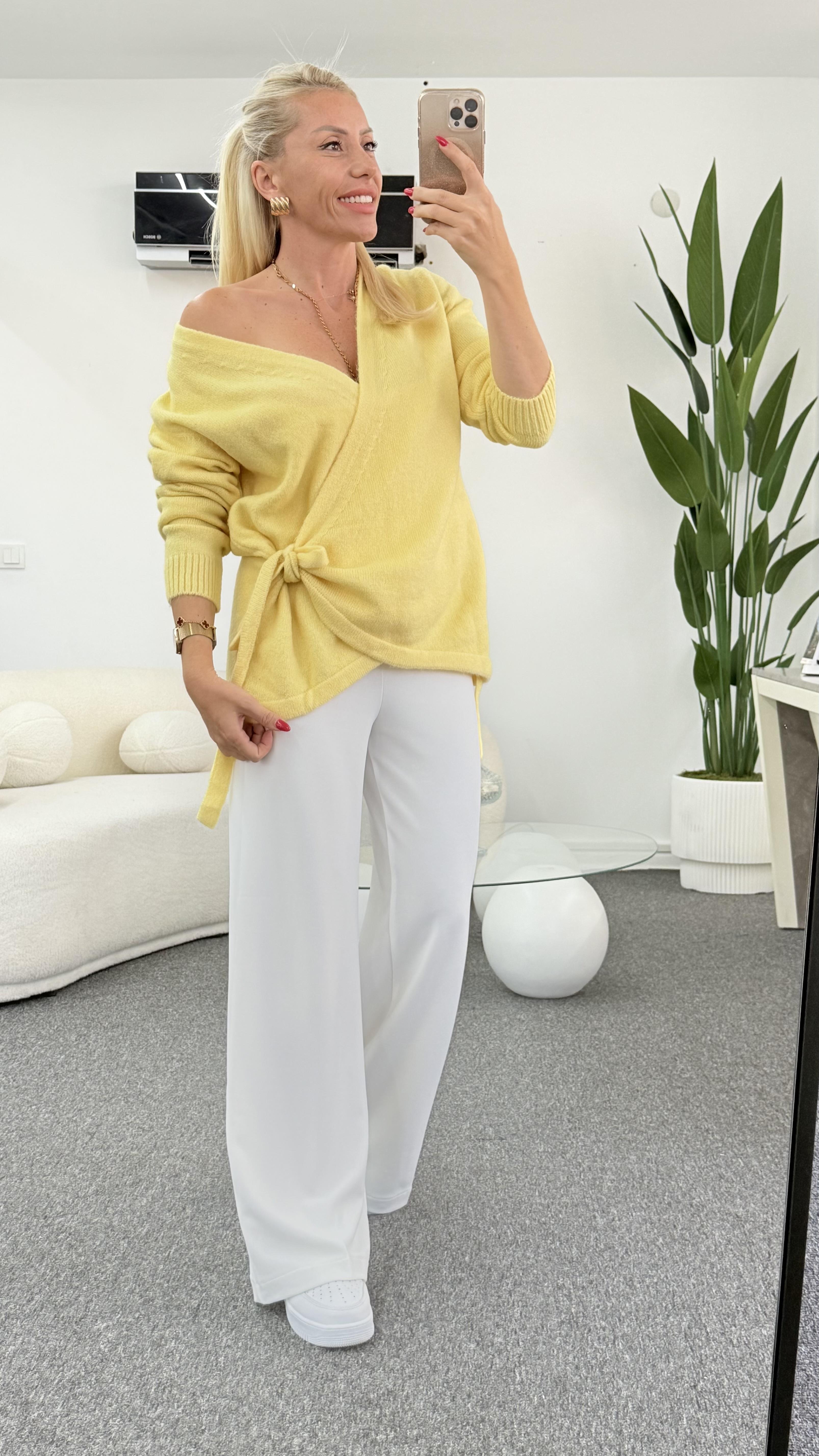 SOPHİE SARI HIRKA