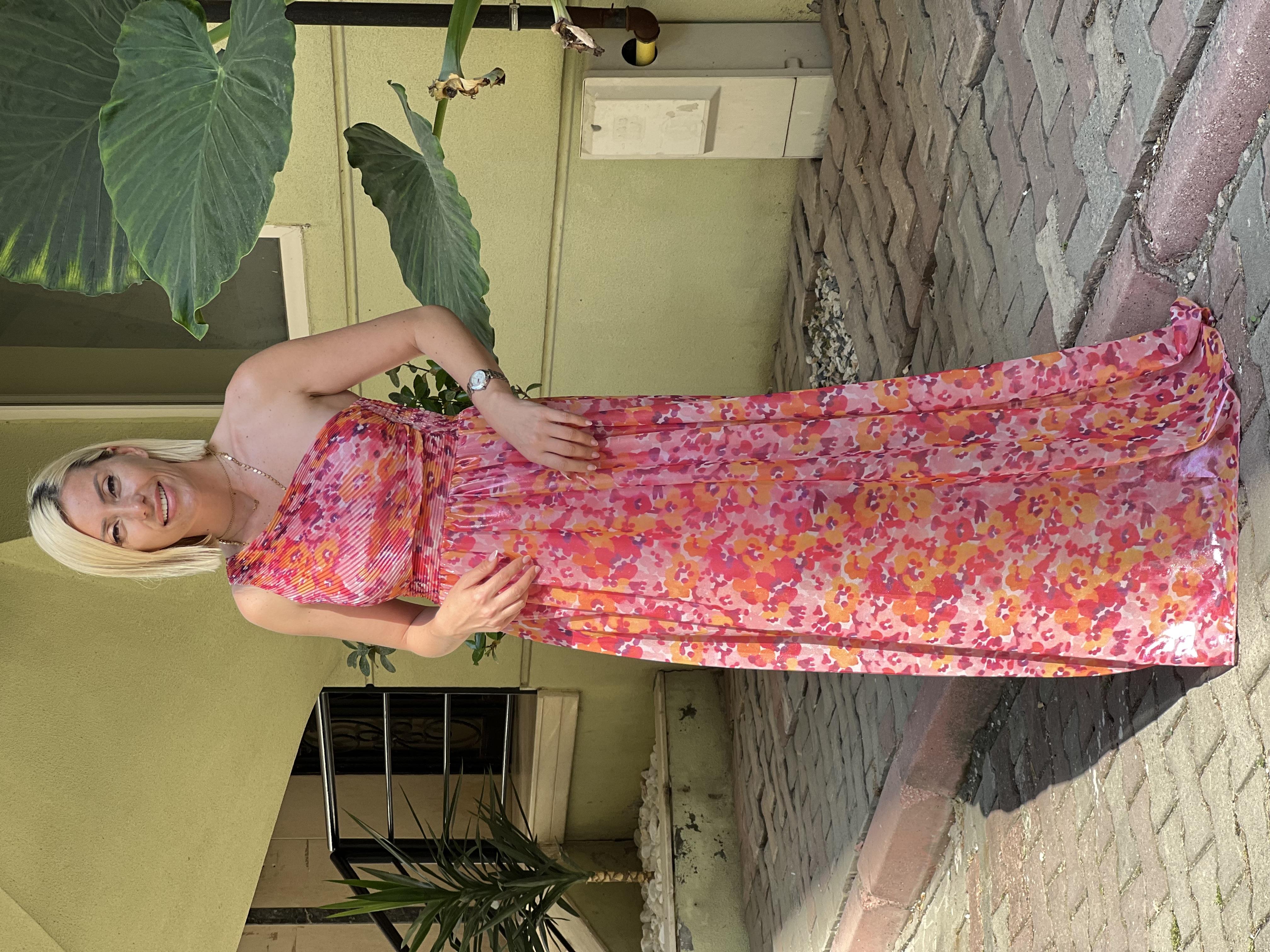 TEK OMUZ PEMBE ELBİSE 