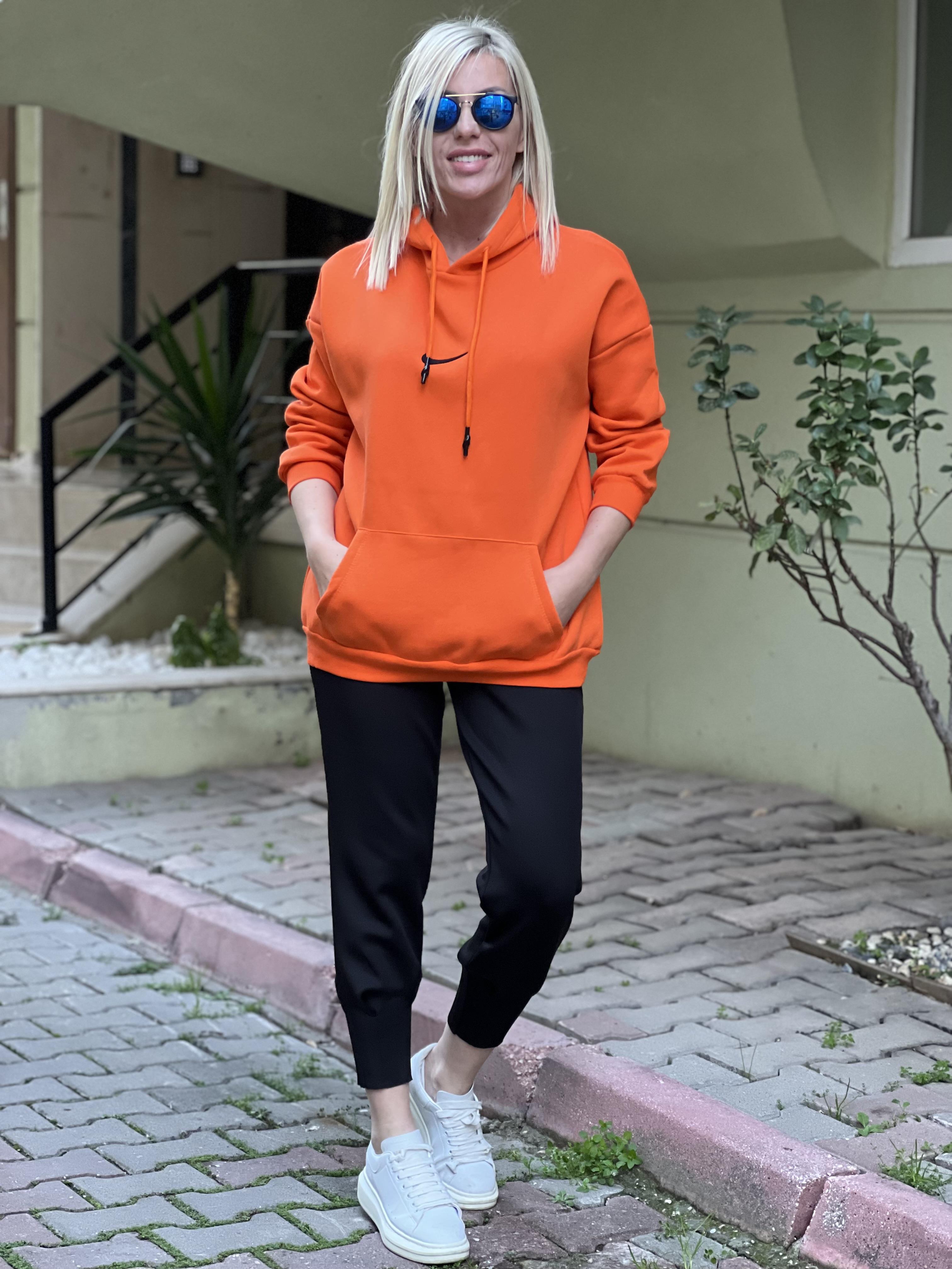 TURUNCU KAPŞONLU SWEAT