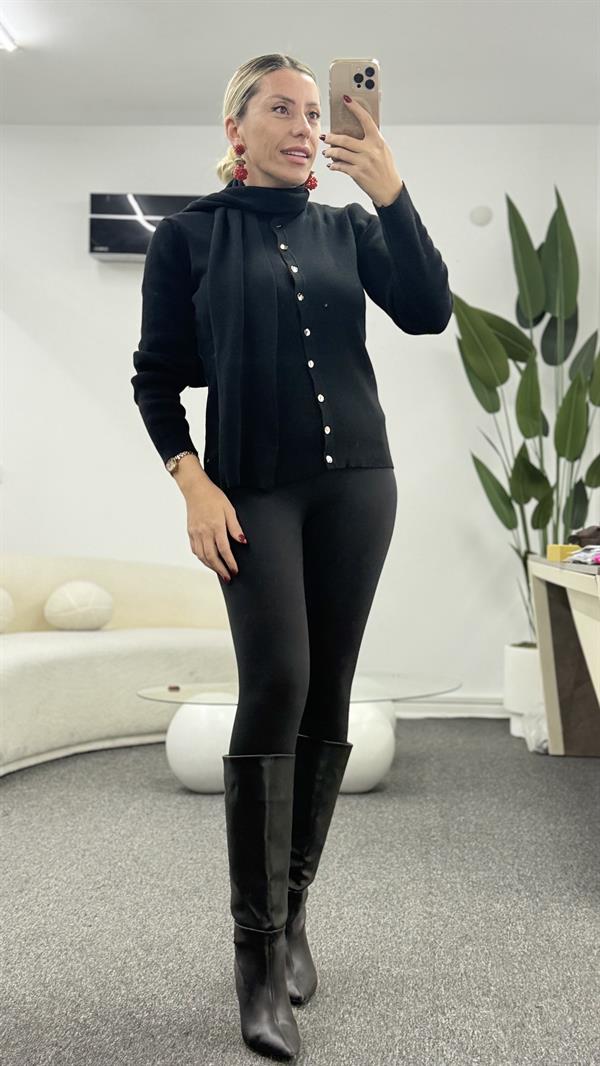 AVANA SİYAH ATKILI HIRKA