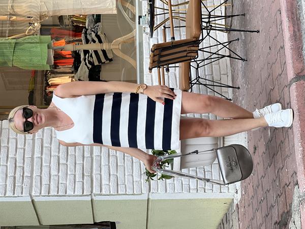 STRIPED BEYAZ LACİVERT MARKA TRİKO ELBİSE 