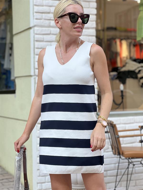 STRIPED BEYAZ LACİVERT MARKA TRİKO ELBİSE 