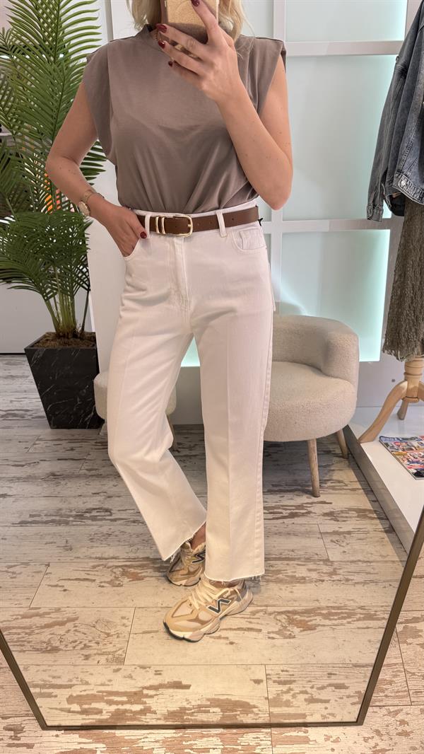 BEYAZ MOM JEAN
