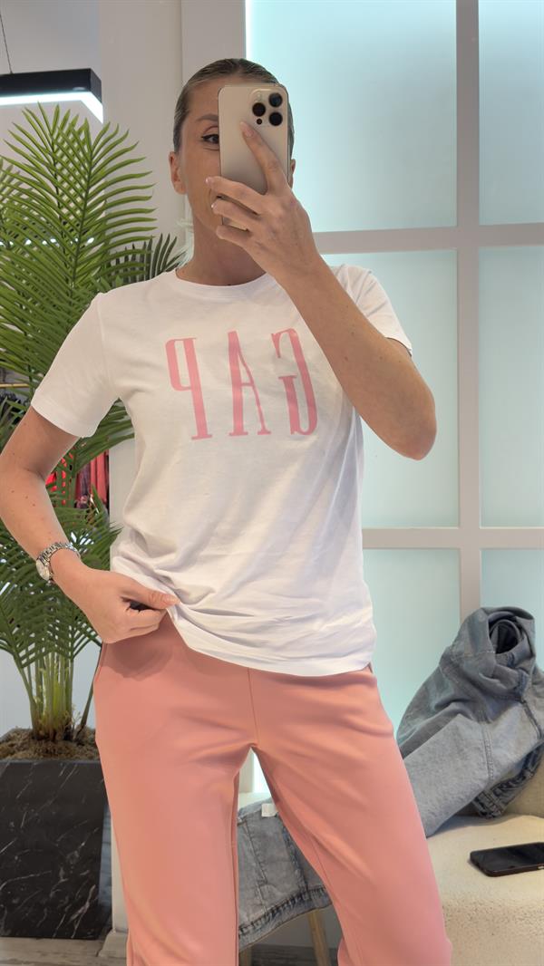 RİVEN ÖNÜ PEMBE YAZILI TSHIRT