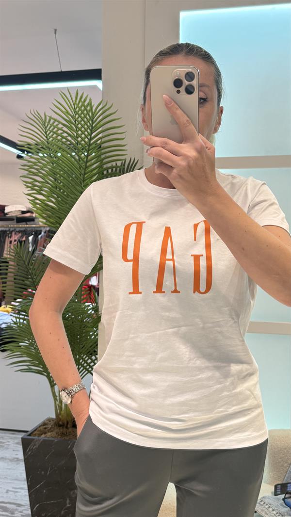 RİVEN TURUNCU YAZILI TSHIRT