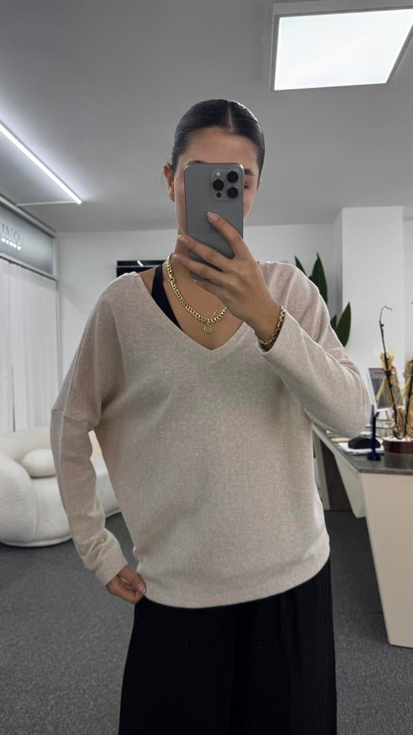 BOLY  V YAKA BEJ TRİKO KAZAK