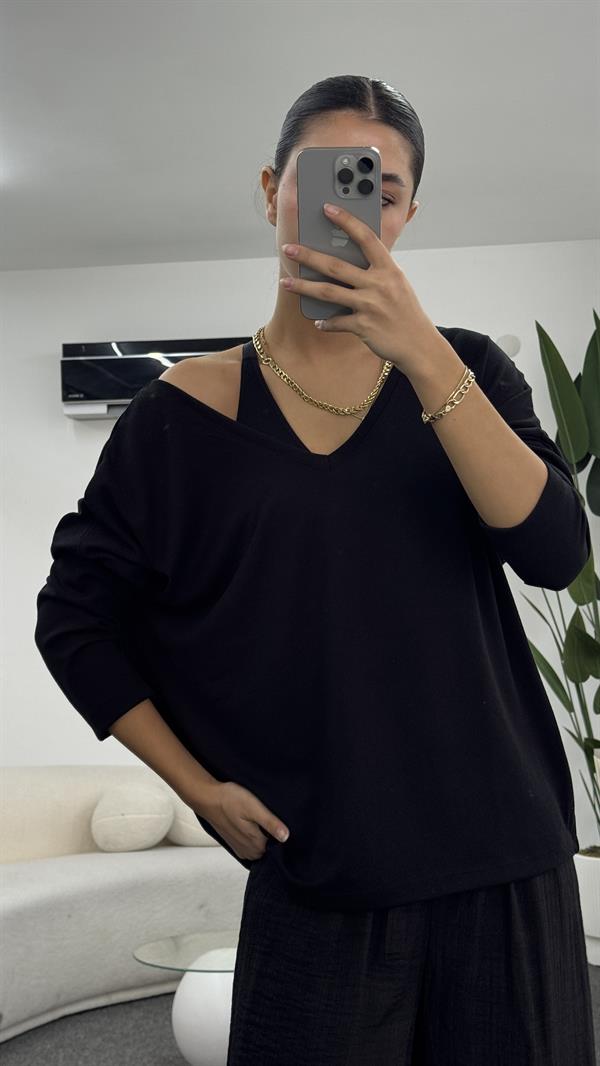 BOLY V YAKA SİYAH TRİKO KAZAK