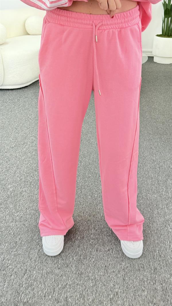 BRİSA PEMBE EŞOFMAN TAKIMI