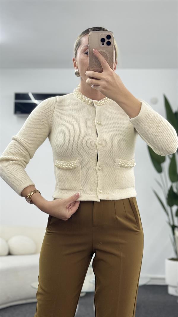 BURY İNCİ DETAYLI KREMRENGİ HIRKA